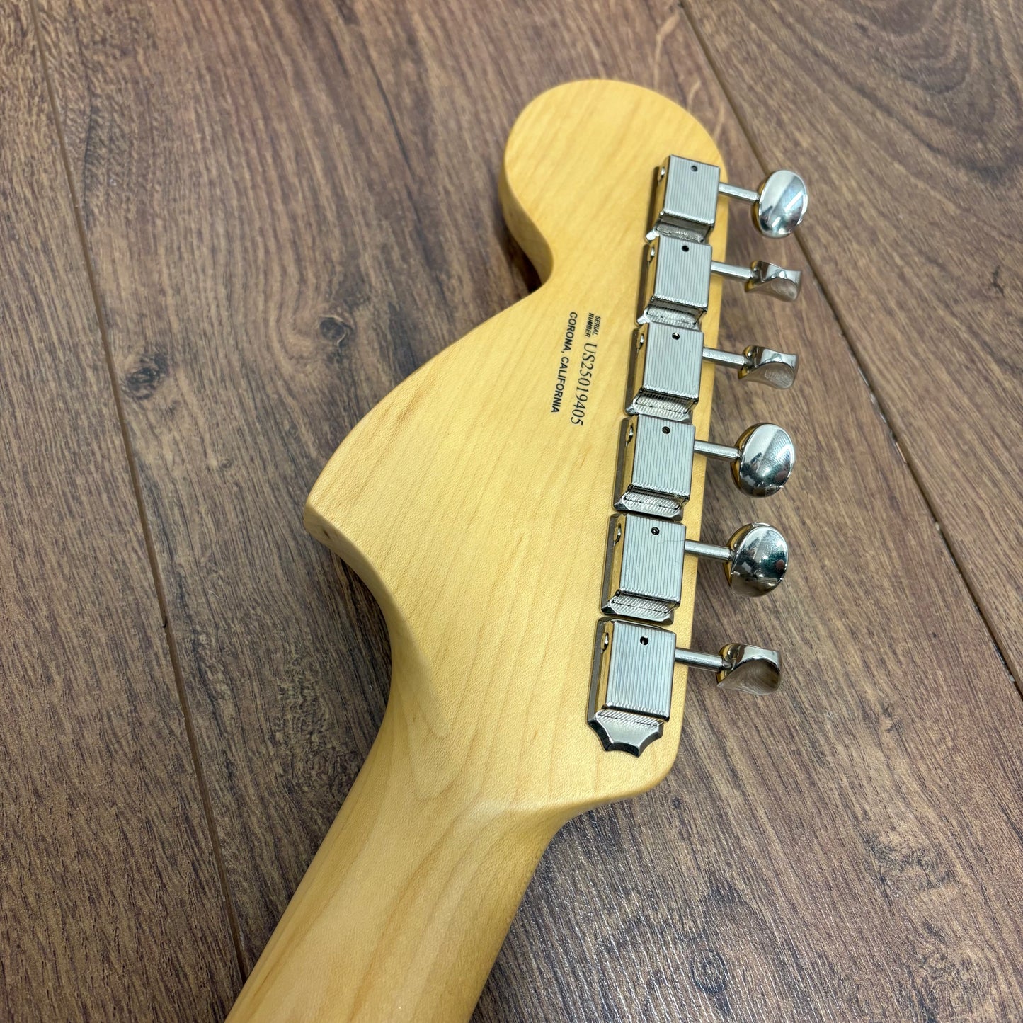 Pre-Owned Fender American Performer Stratocaster - Arctic White