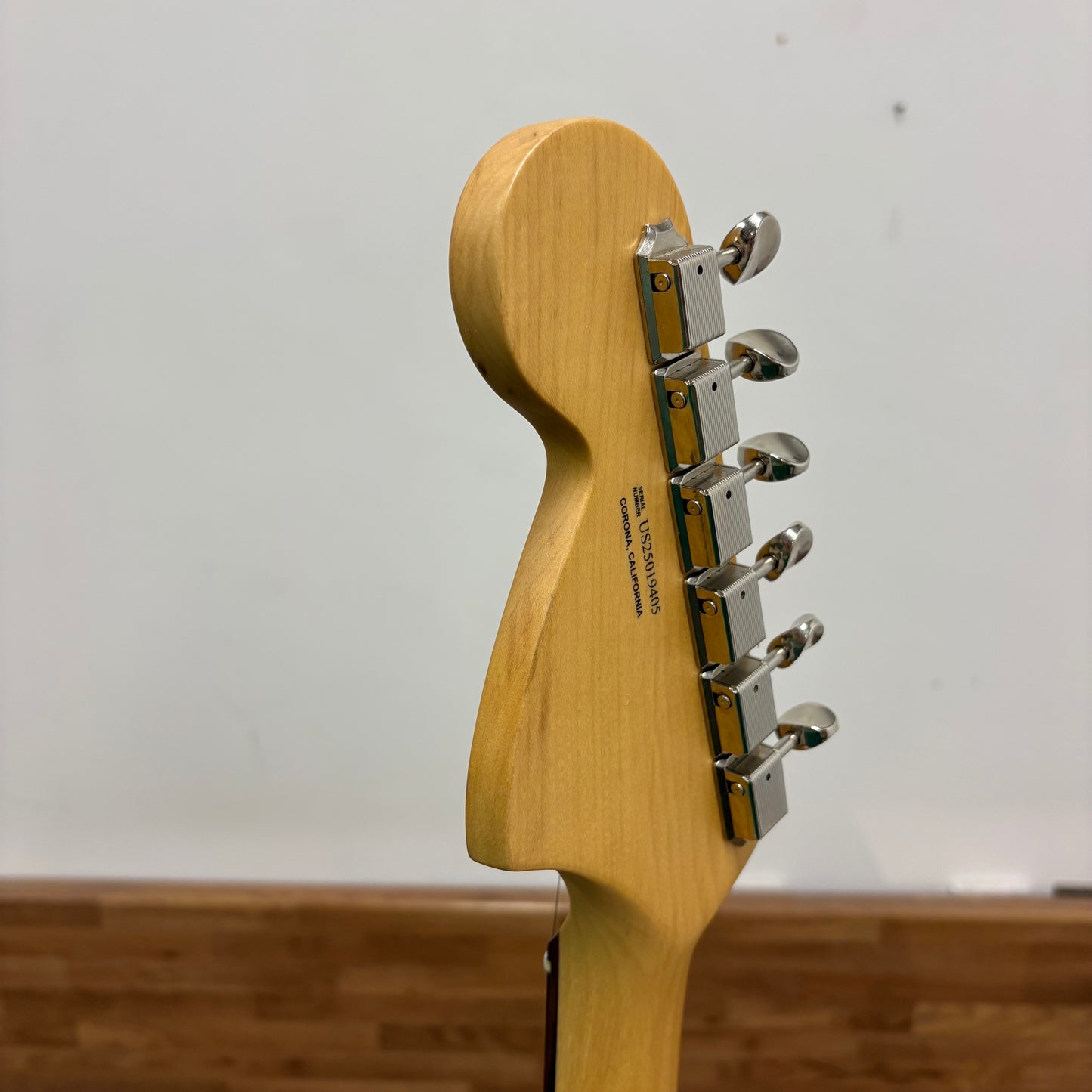 Pre-Owned Fender American Performer Stratocaster - Arctic White