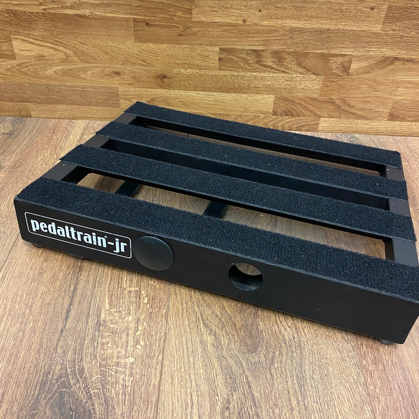 Pre-Owned Pedal Train Classic Jr Pedal Board