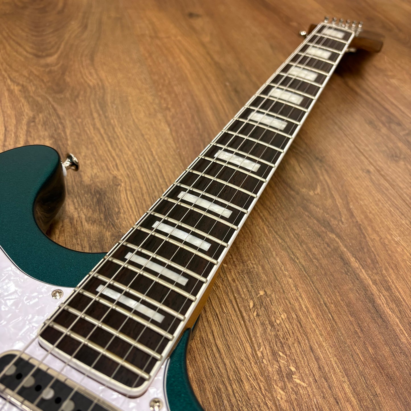 Pre-Owned Guild Surfliner Deluxe -Evergreen Metallic