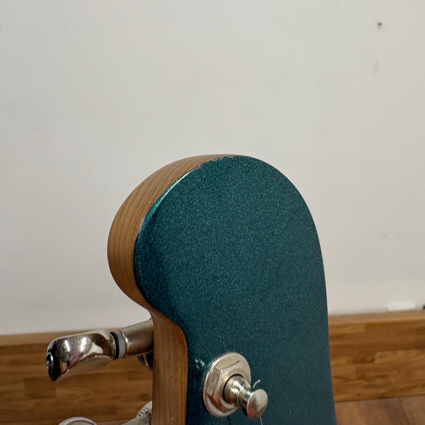Pre-Owned Guild Surfliner Deluxe -Evergreen Metallic