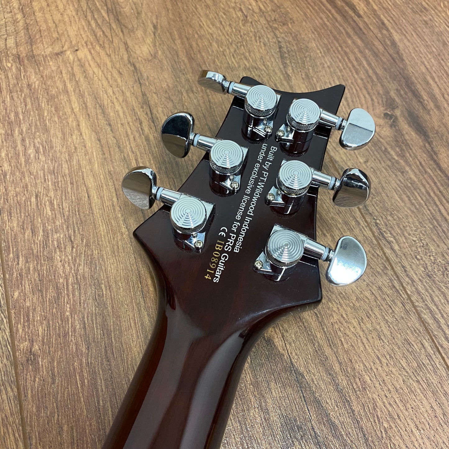 Pre-Owned PRS SE 245 *Upgraded w/ Gibson Pickups* - Vintage Sunburst