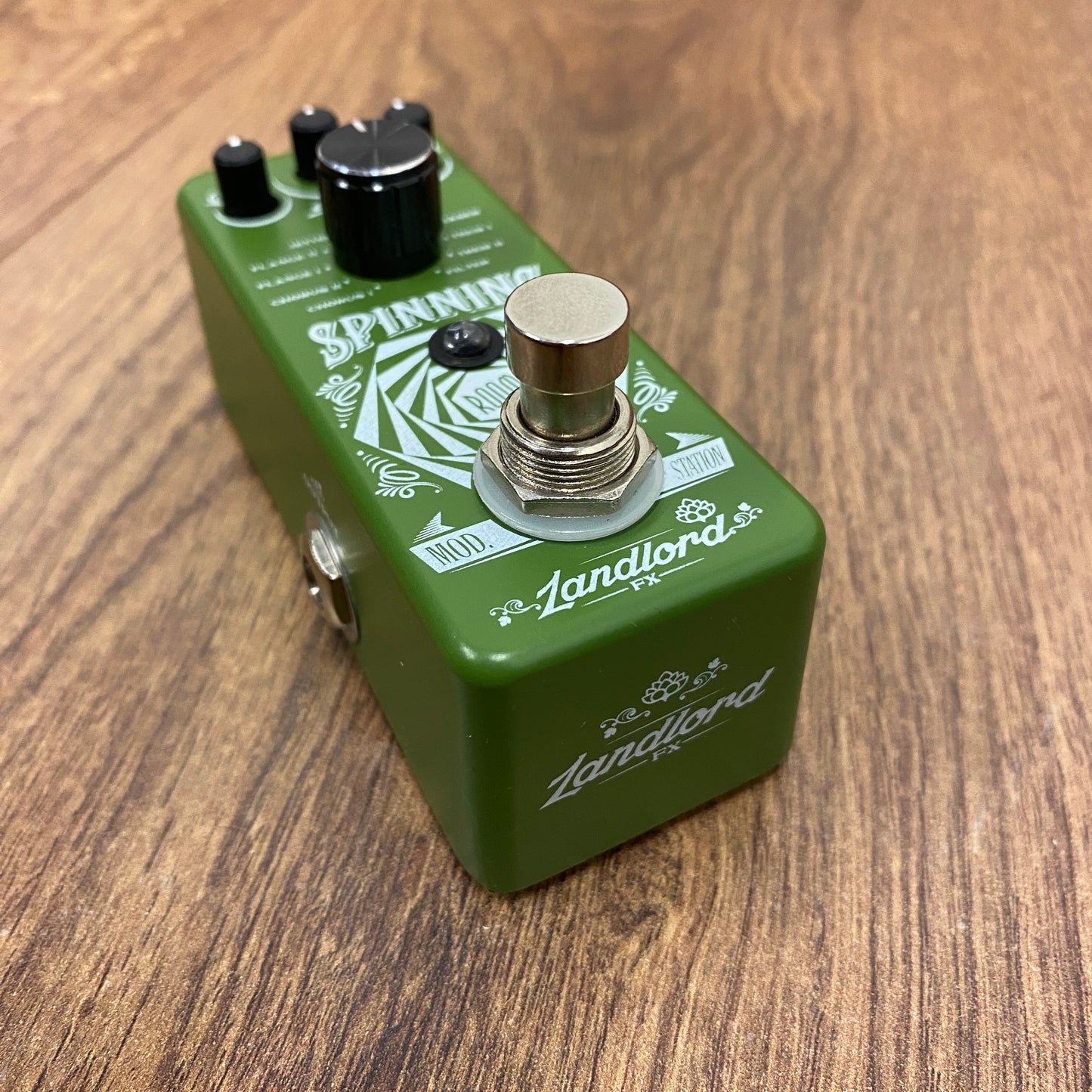 Pre-Owned Landlord FX Spinning Room Modulation Pedal