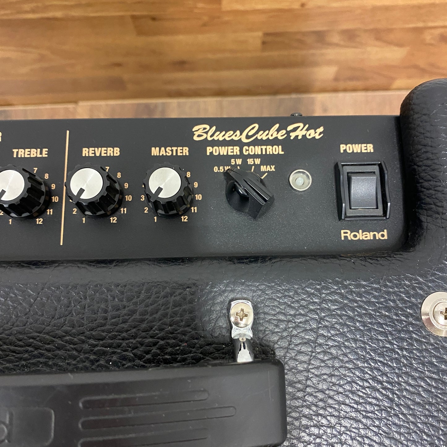 Pre-Owned Roland Blues Cube Hot British EL84 Modified Combo Amp