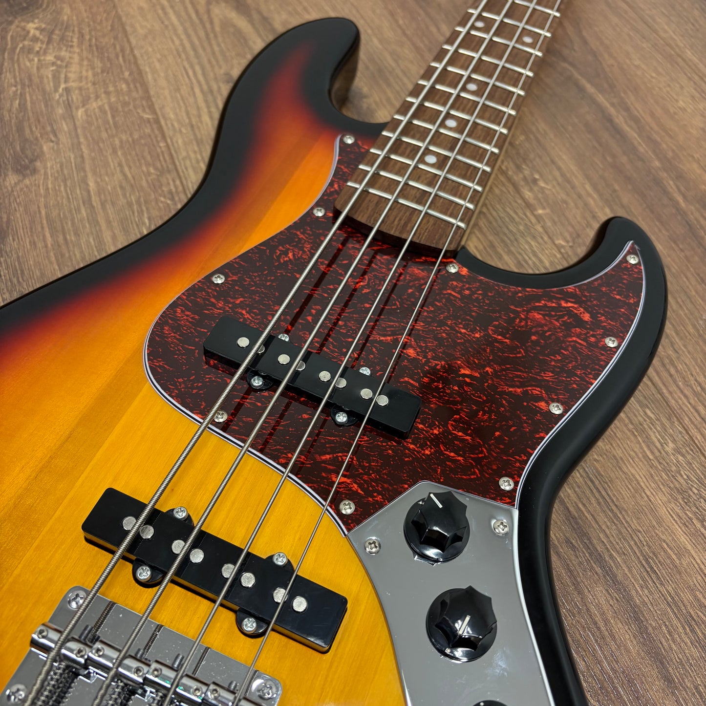Pre-Owned Eko JB100 3/4 Bass - Sunburst