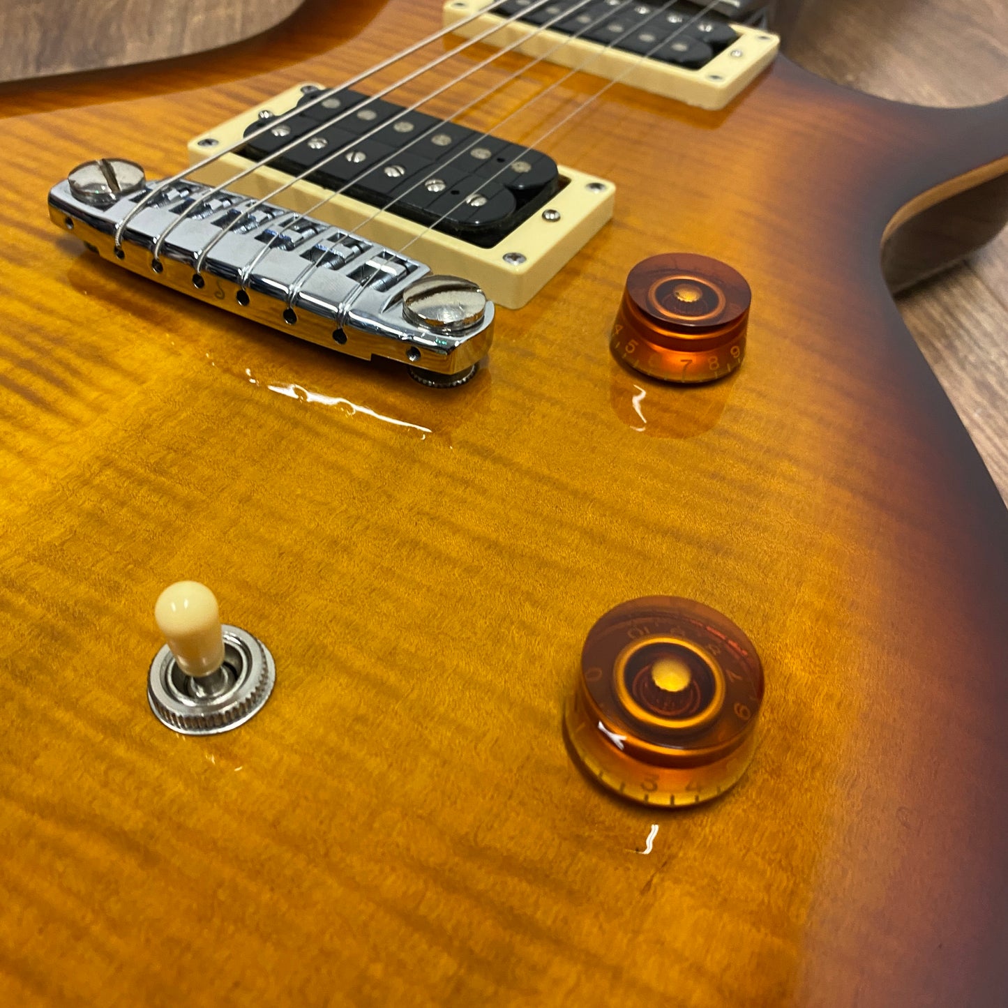 Pre-Owned PRS SE Singlecut - Tobacco Sunburst