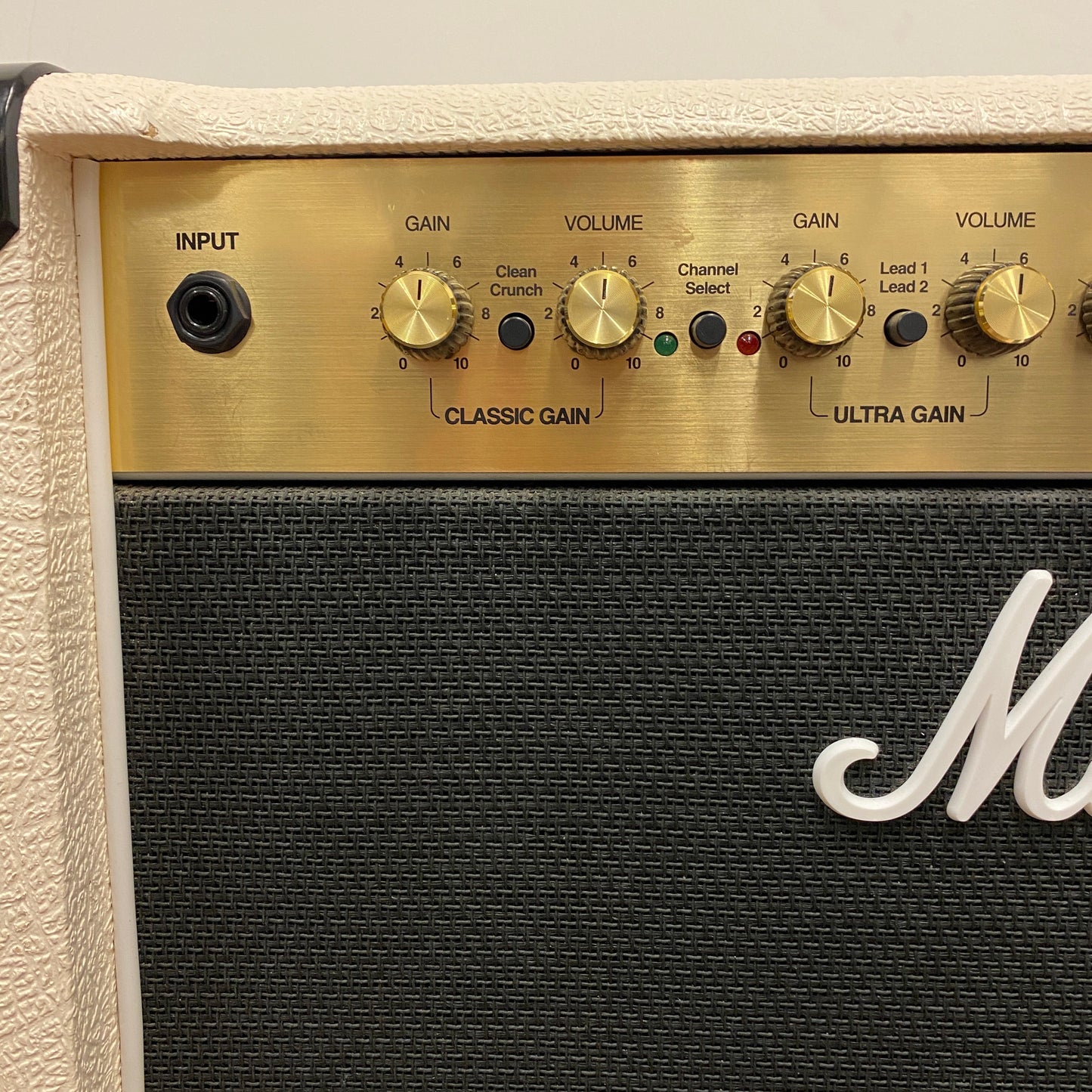 Pre-Owned Marshall DSL40C 40w Valve Combo Amp w/ Foot Switch - Cream