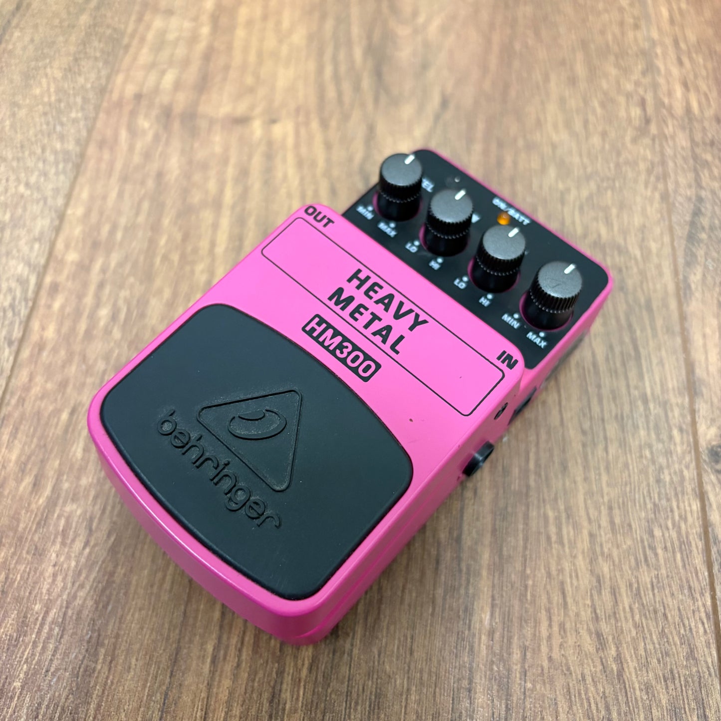Pre-Owned Behringer HM300 Heavy Metal Distortion Pedal
