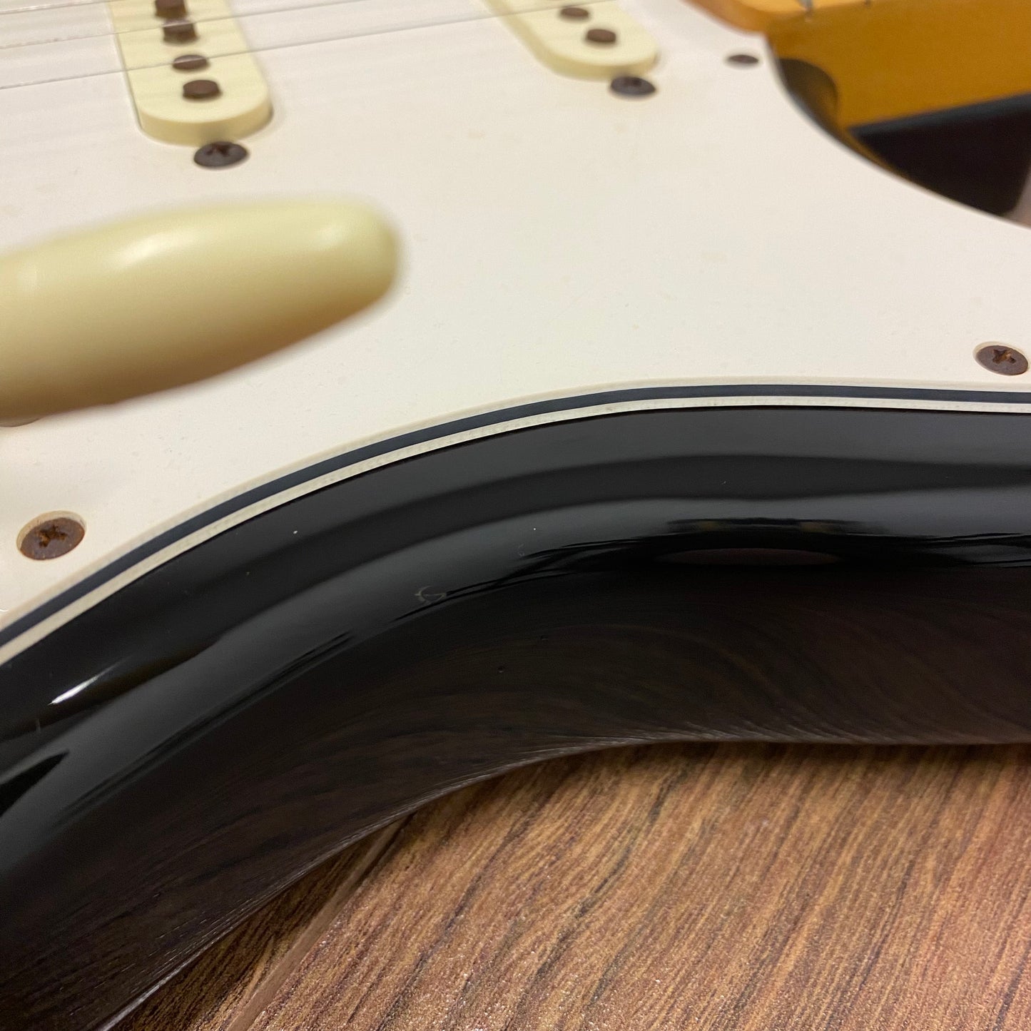 Pre-Owned Fender MIJ ST-67 Stratocaster - 3-Tone Sunburst - 1996