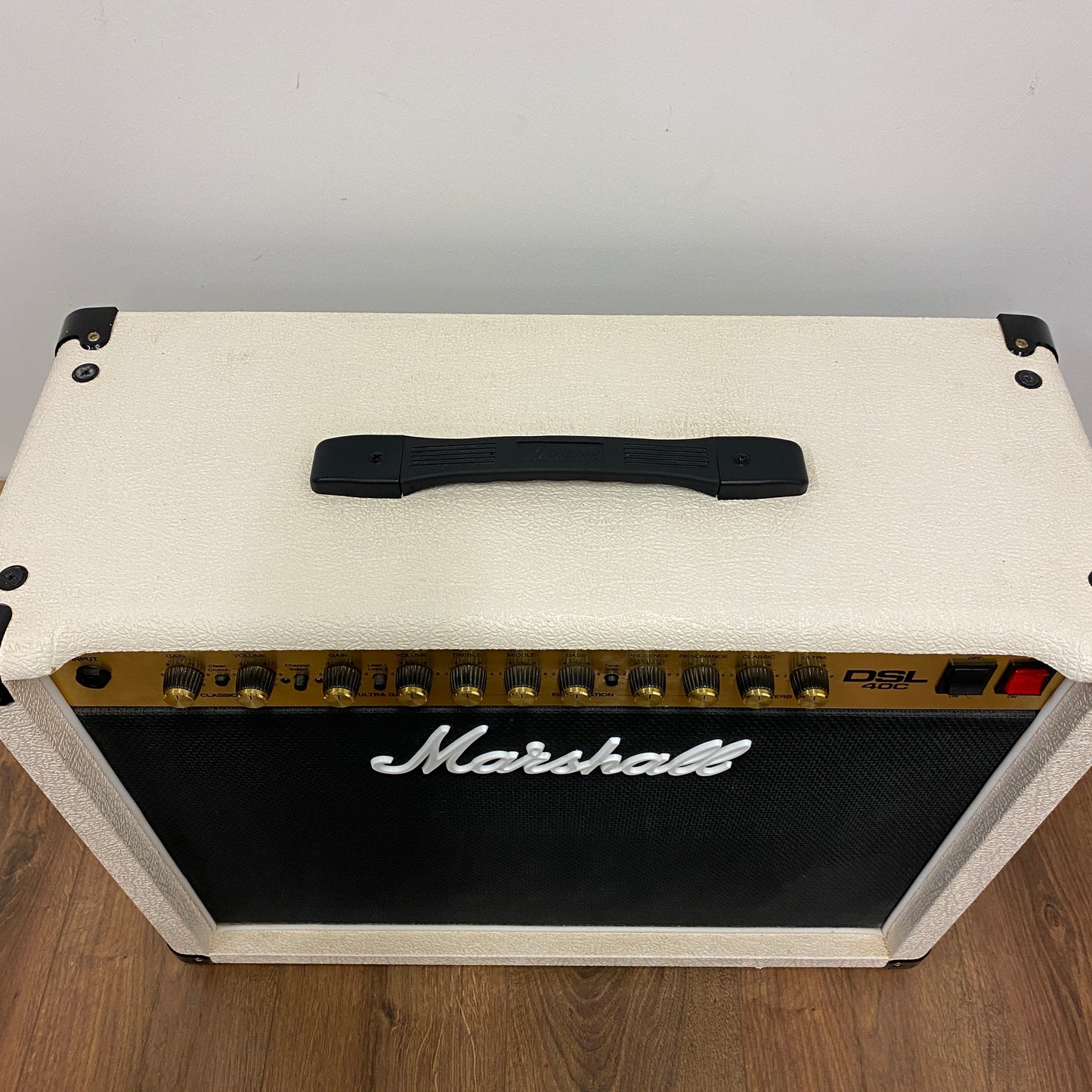Pre-Owned Marshall DSL40C 40w Valve Combo Amp w/ Foot Switch - Cream