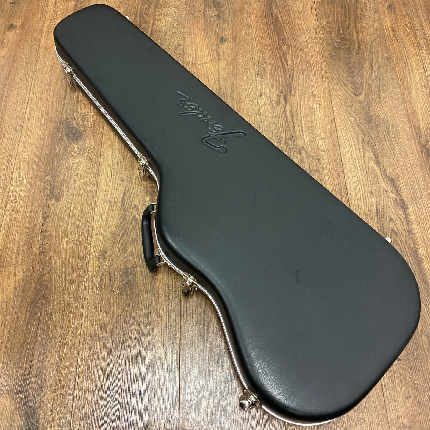 Pre-Owned Fender American Series Stratocaster - Black - 2005