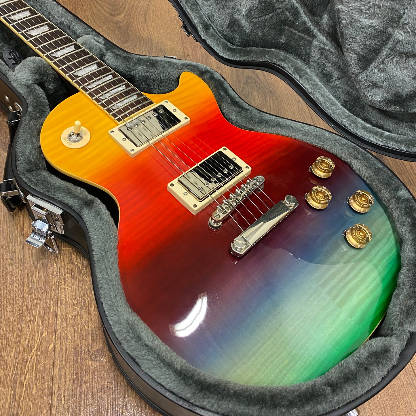Pre-Owned Epiphone Limited Edition Les Paul Tribute Plus - Rainbow Prizm