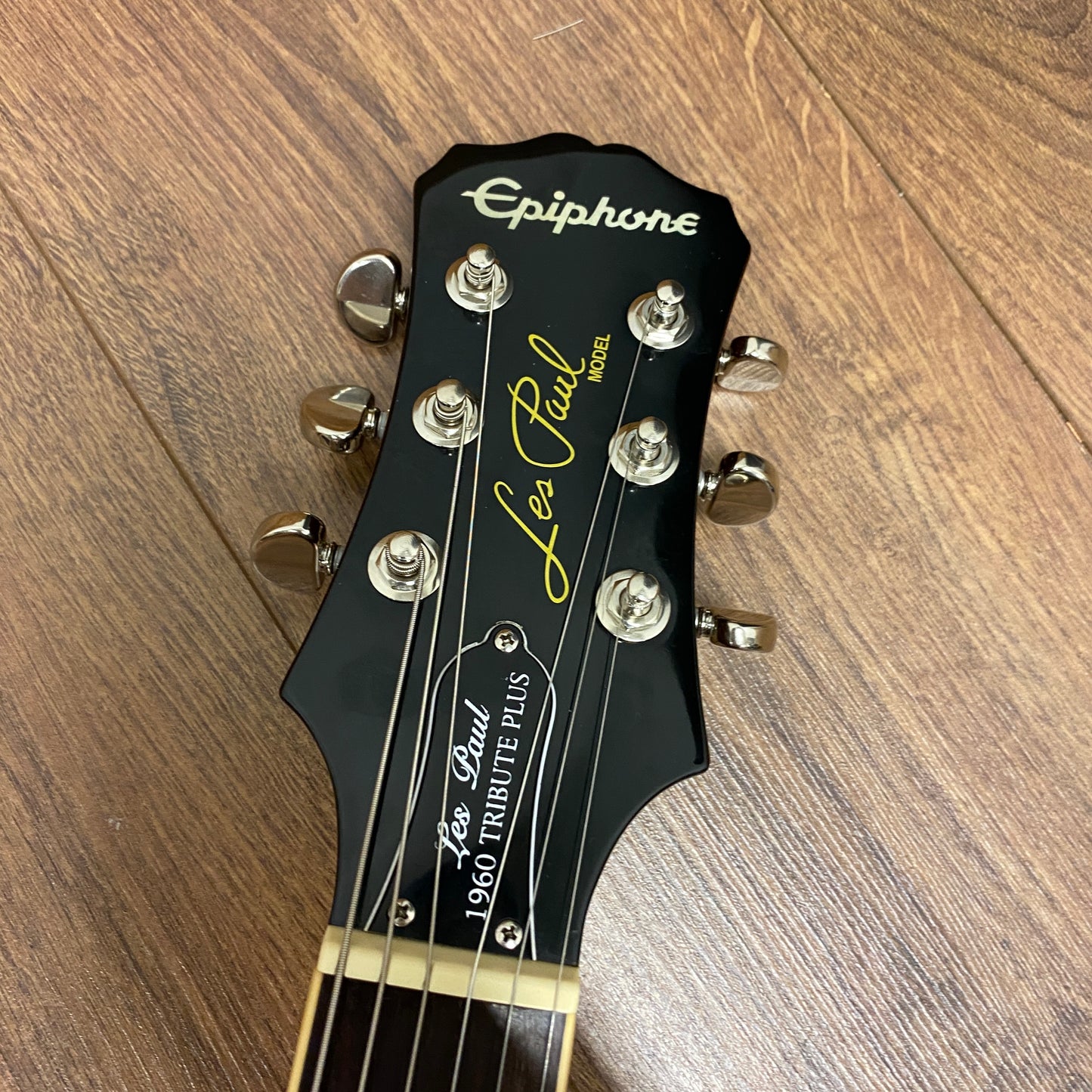 Pre-Owned Epiphone Limited Edition Les Paul Tribute Plus - Rainbow Prizm