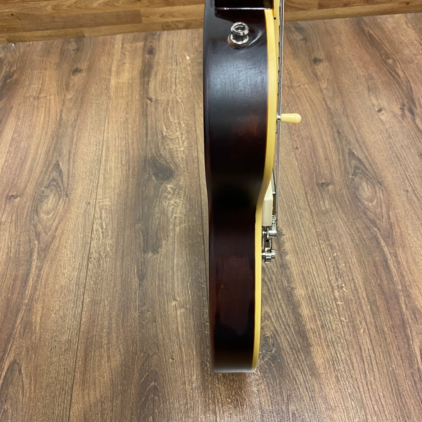 Pre-Owned Epiphone Limited Edition Les Paul Tribute Plus - Rainbow Prizm