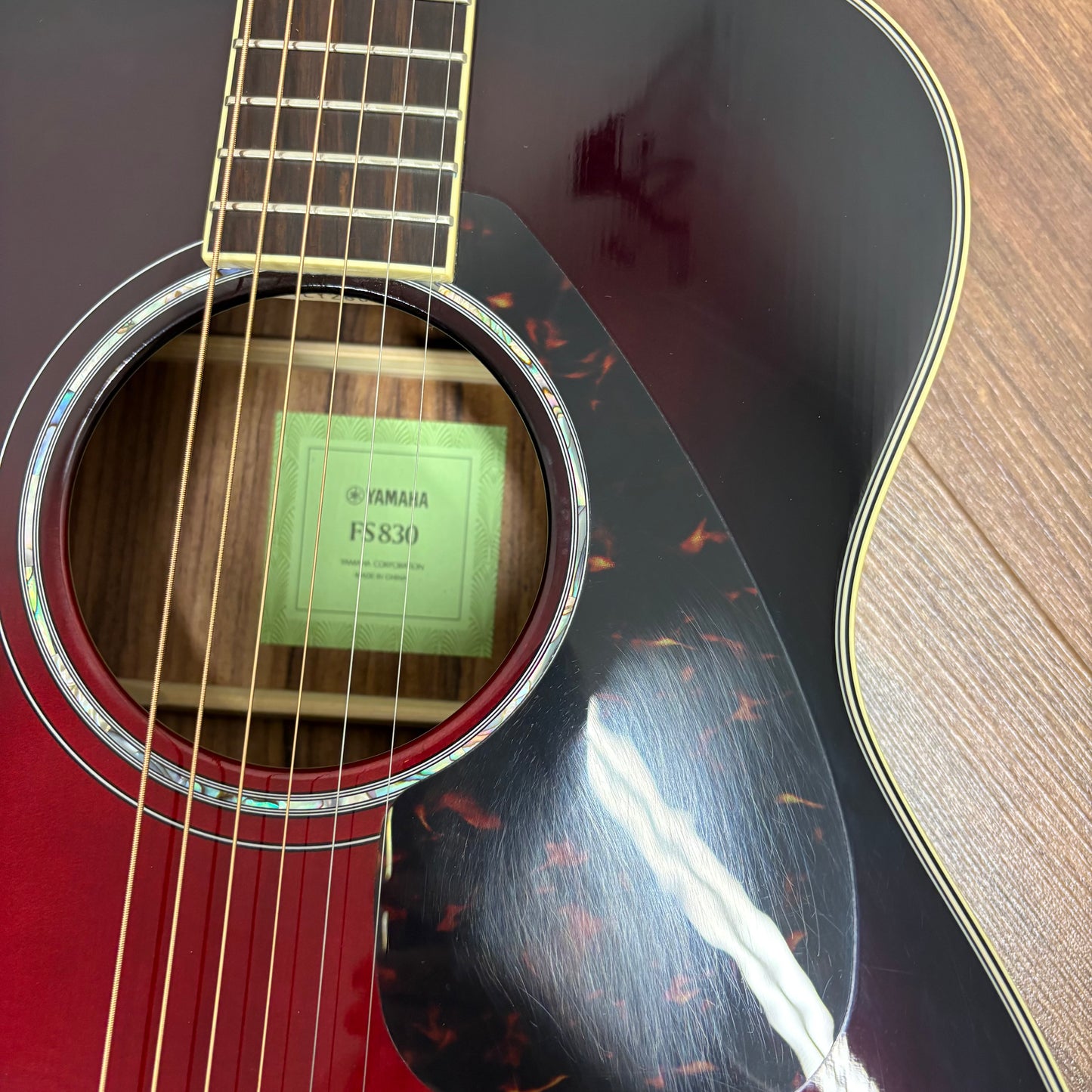 Pre-Owned Yamaha FS830 Acoustic Guitar w/ Hard Case - Dusk Sun Red
