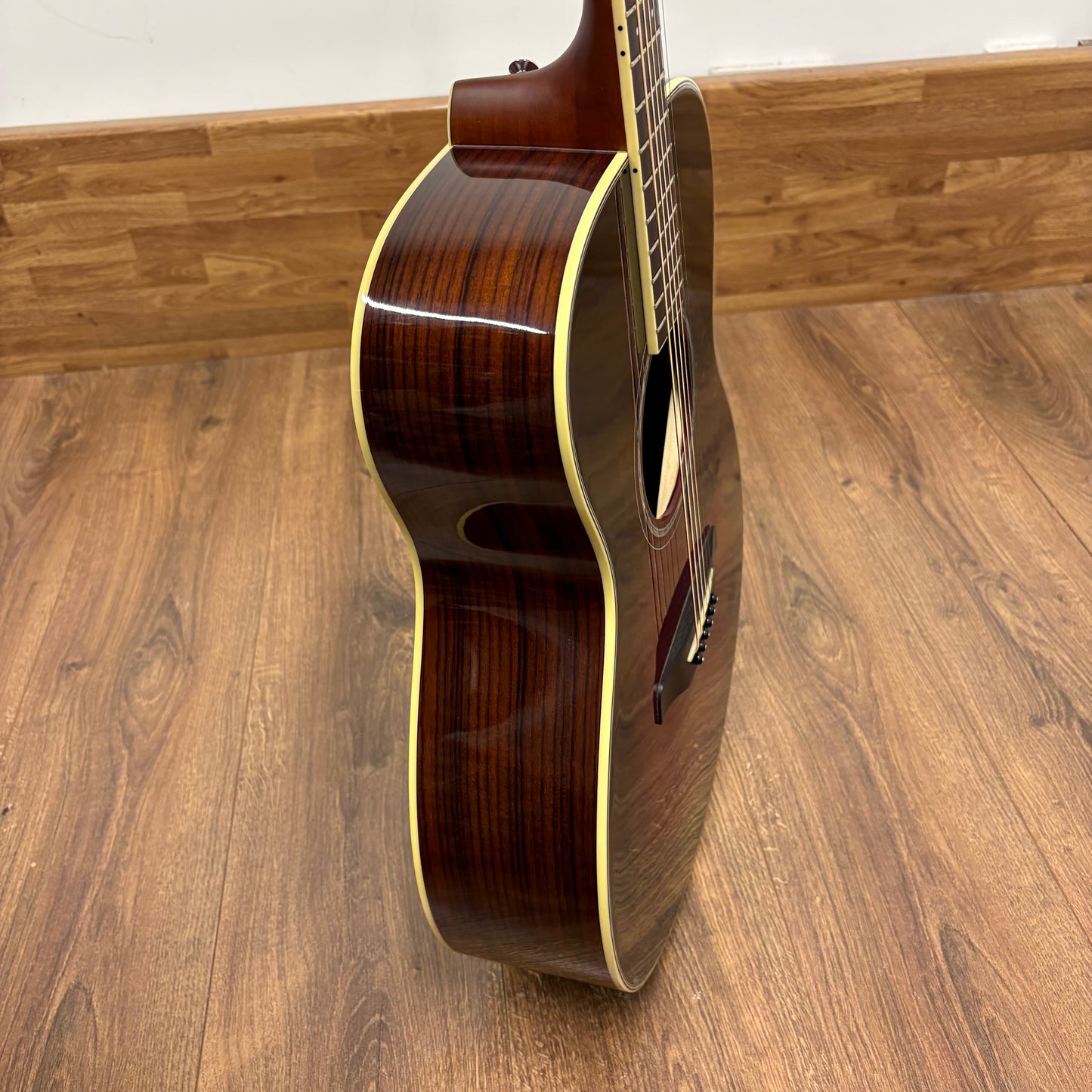 Pre-Owned Yamaha FS830 Acoustic Guitar w/ Hard Case - Dusk Sun Red