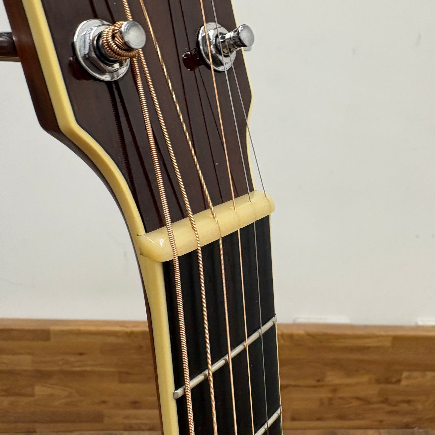 Pre-Owned Yamaha FS830 Acoustic Guitar w/ Hard Case - Dusk Sun Red
