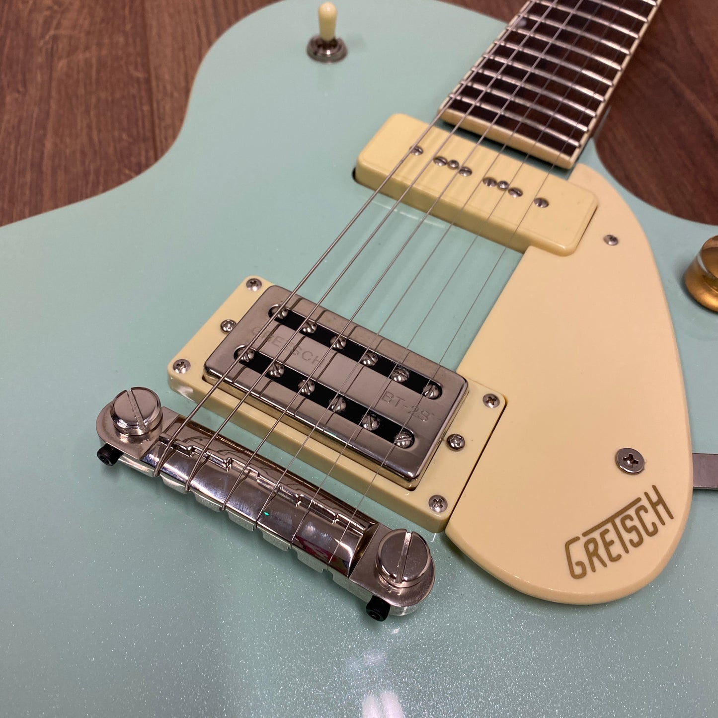 Pre-Owned Gretsch G2215-P90 Streamliner Jet Club - Mint Metallic
