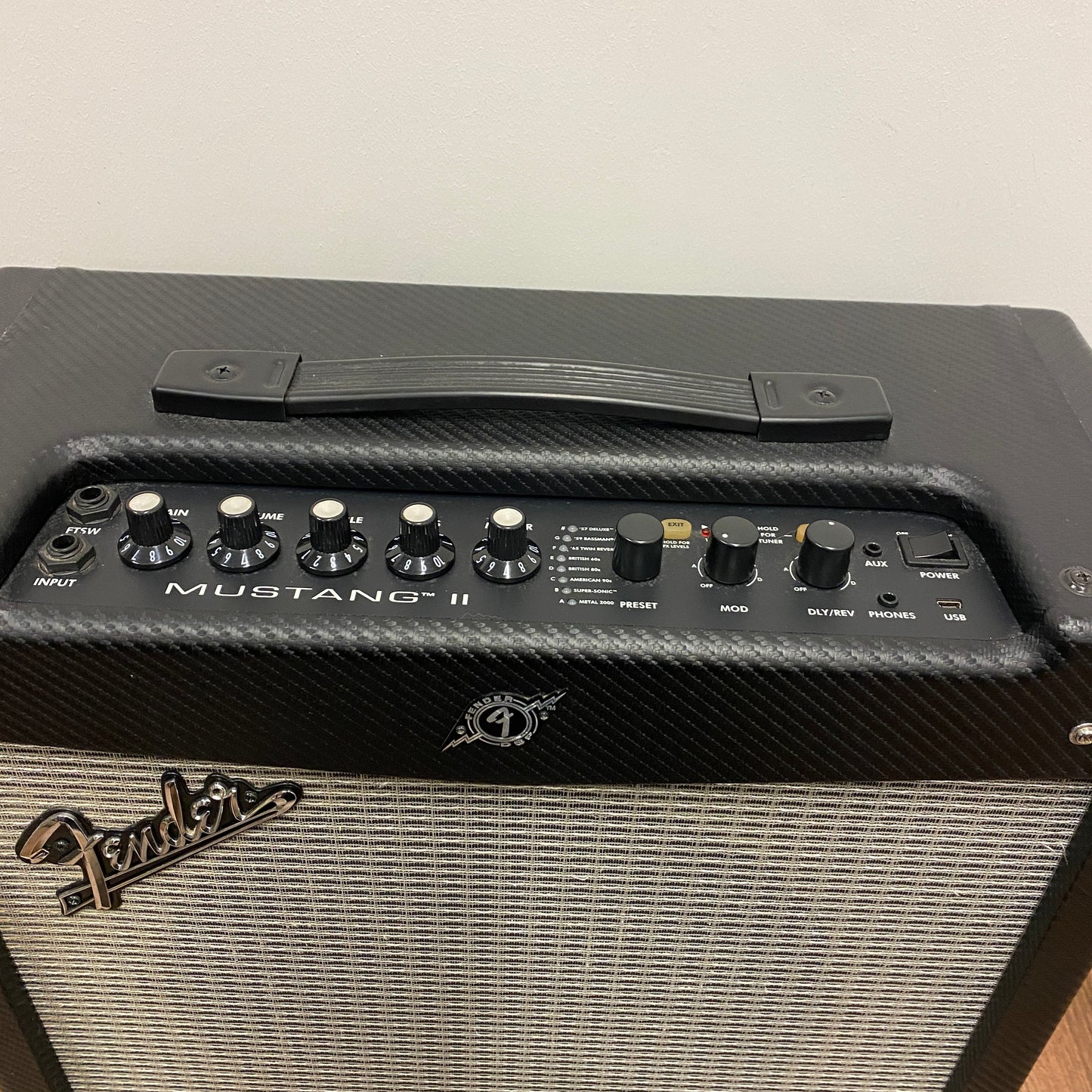 Pre-Owned Fender Mustang II V2 40w Combo Amp w/Foot Switch