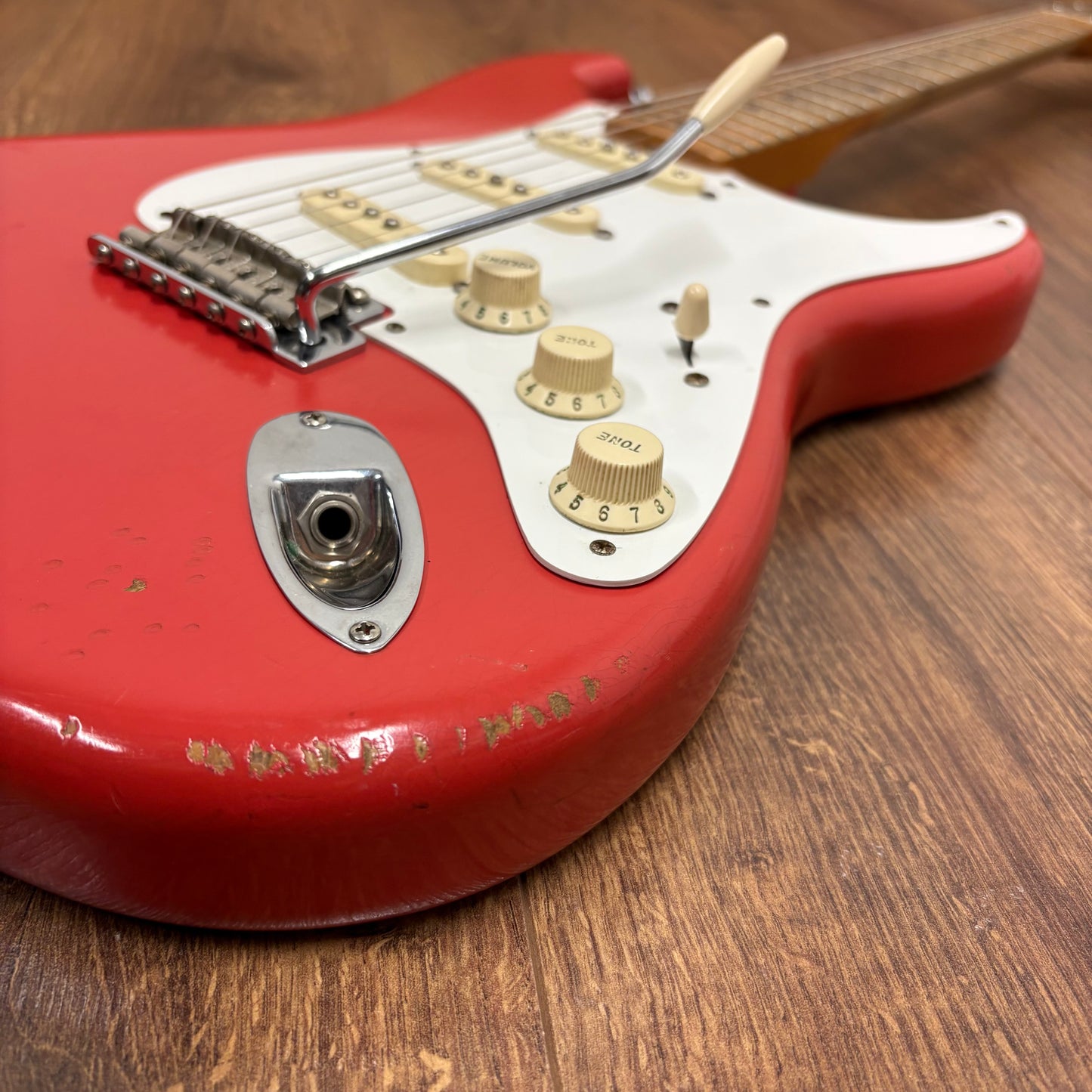 Pre-Owned Fender Vintera Road Worn '50s Stratocaster - Fiesta Red - 2021