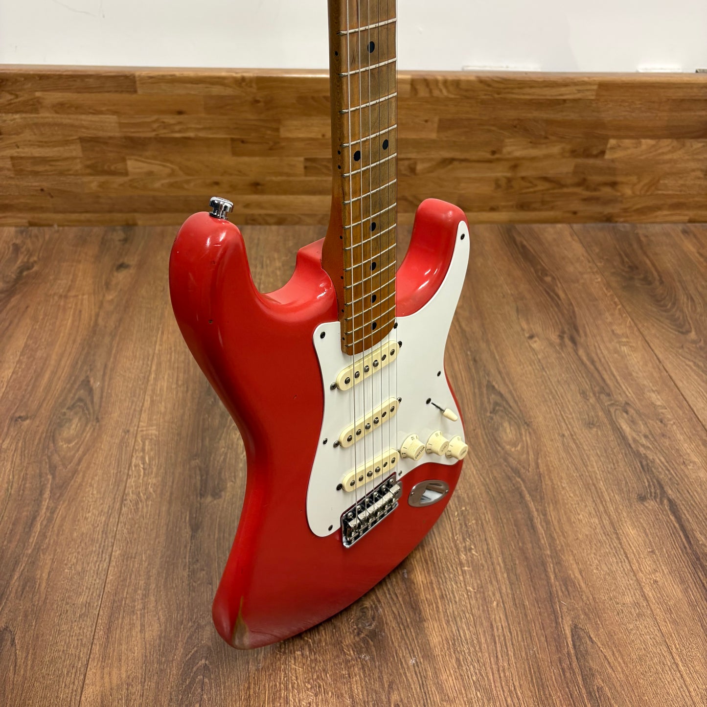 Pre-Owned Fender Vintera Road Worn '50s Stratocaster - Fiesta Red - 2021