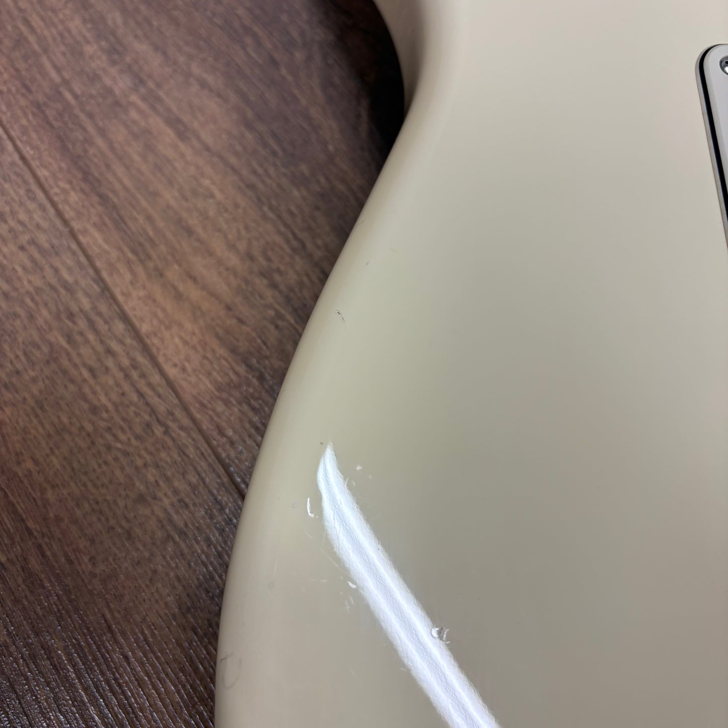Pre-Owned Fender American Standard Stratocaster - Olympic White - 2014