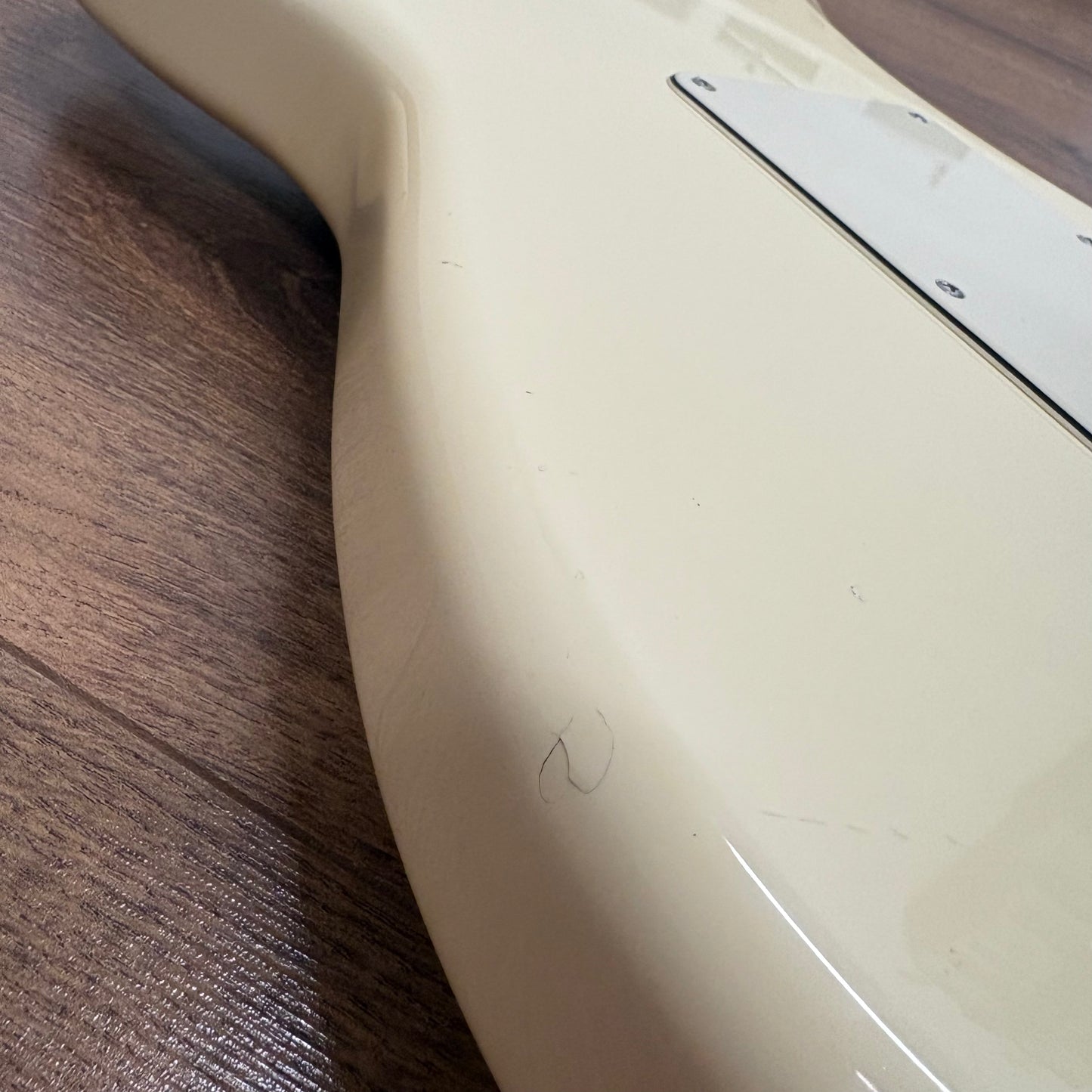 Pre-Owned Fender American Standard Stratocaster - Olympic White - 2014