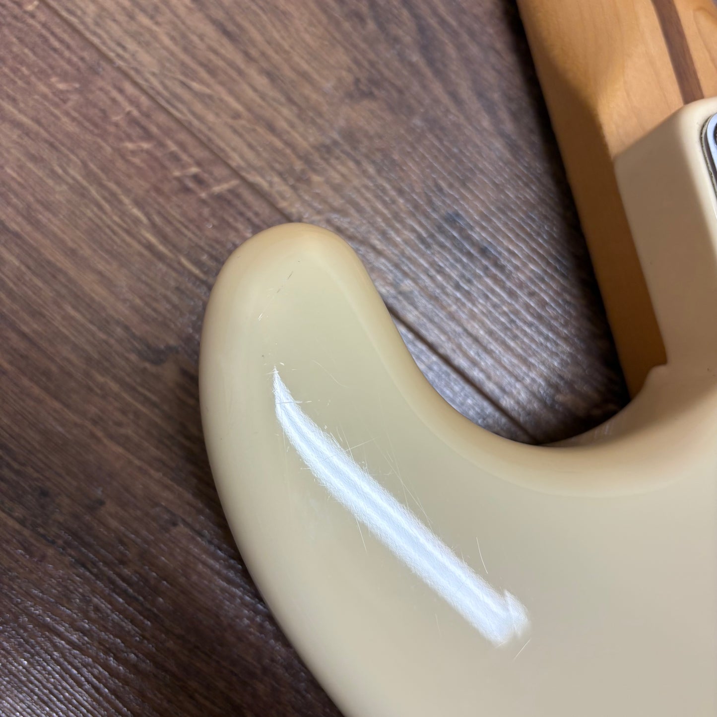 Pre-Owned Fender American Standard Stratocaster - Olympic White - 2014