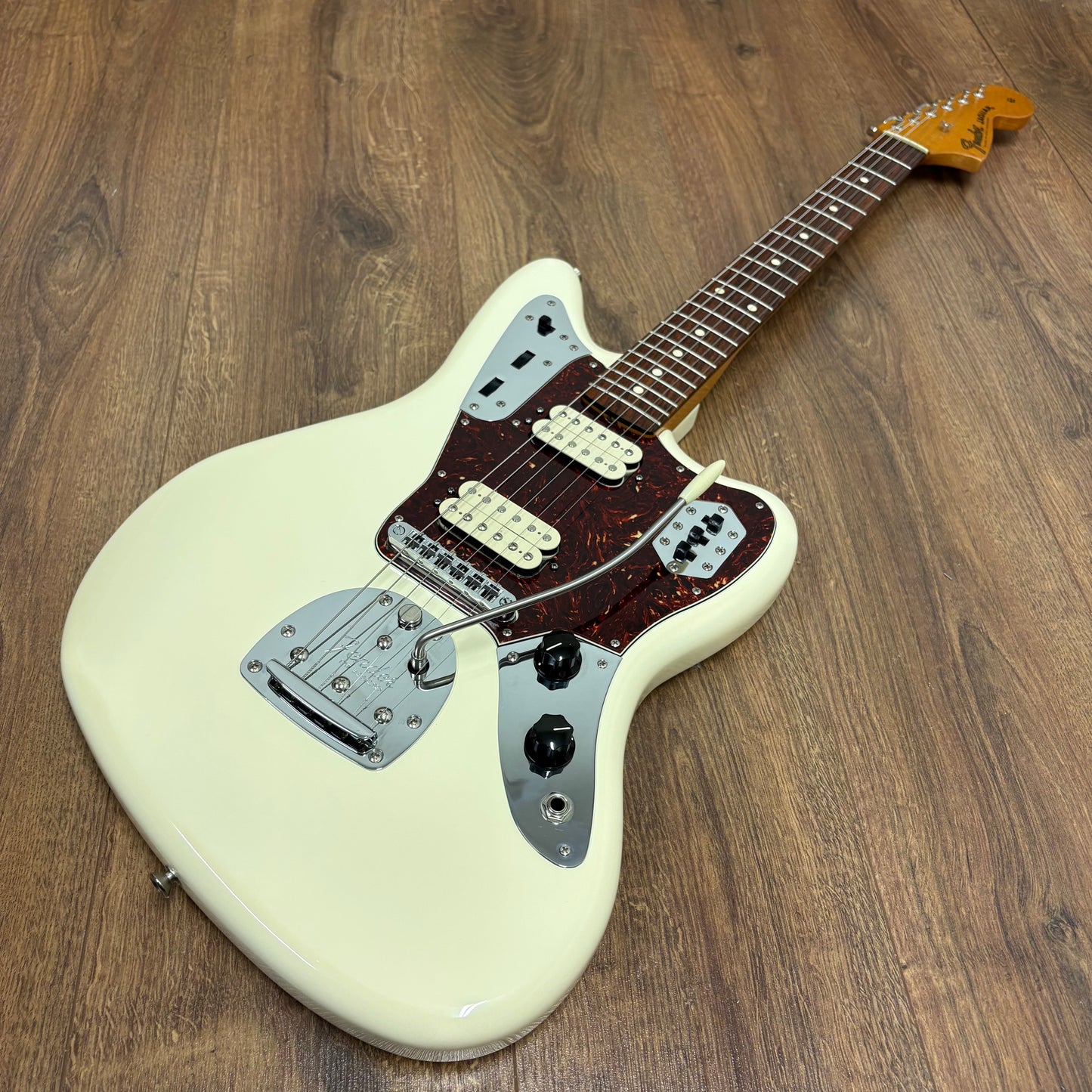 Pre-Owned Fender Classic Player Jaguar Special HH w/ Hiscox Case - Olympic White - 2010