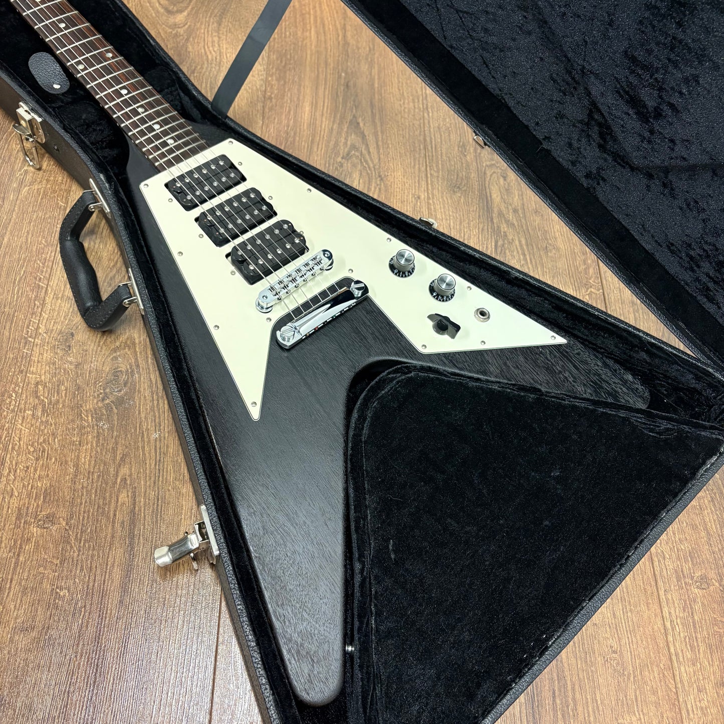 Gibson Flying V - Worn Ebony - 2008