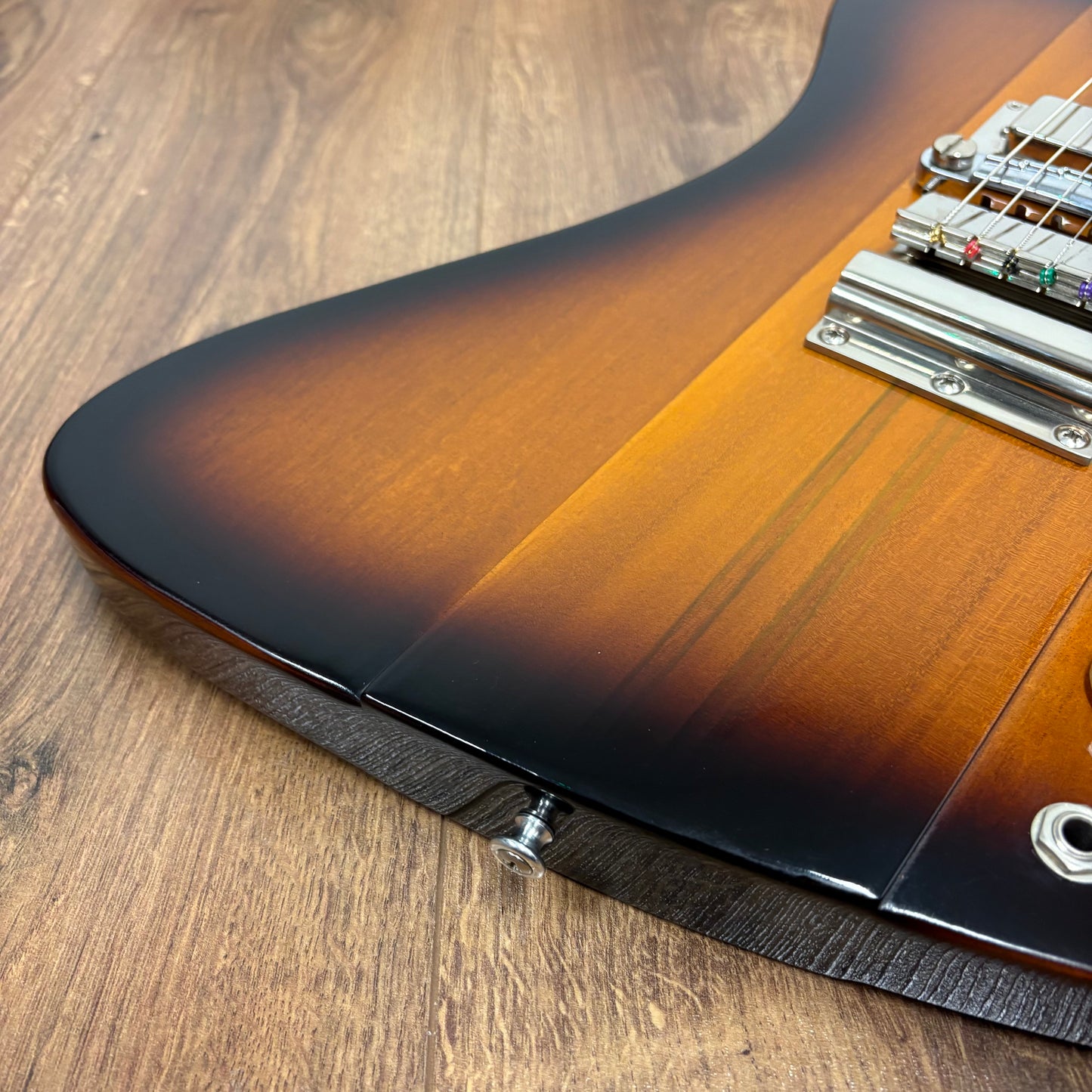 Pre-Owned Gisbon Custom Shop ‘64 Reissue Firebird III - Vintage Sunburst - 2011