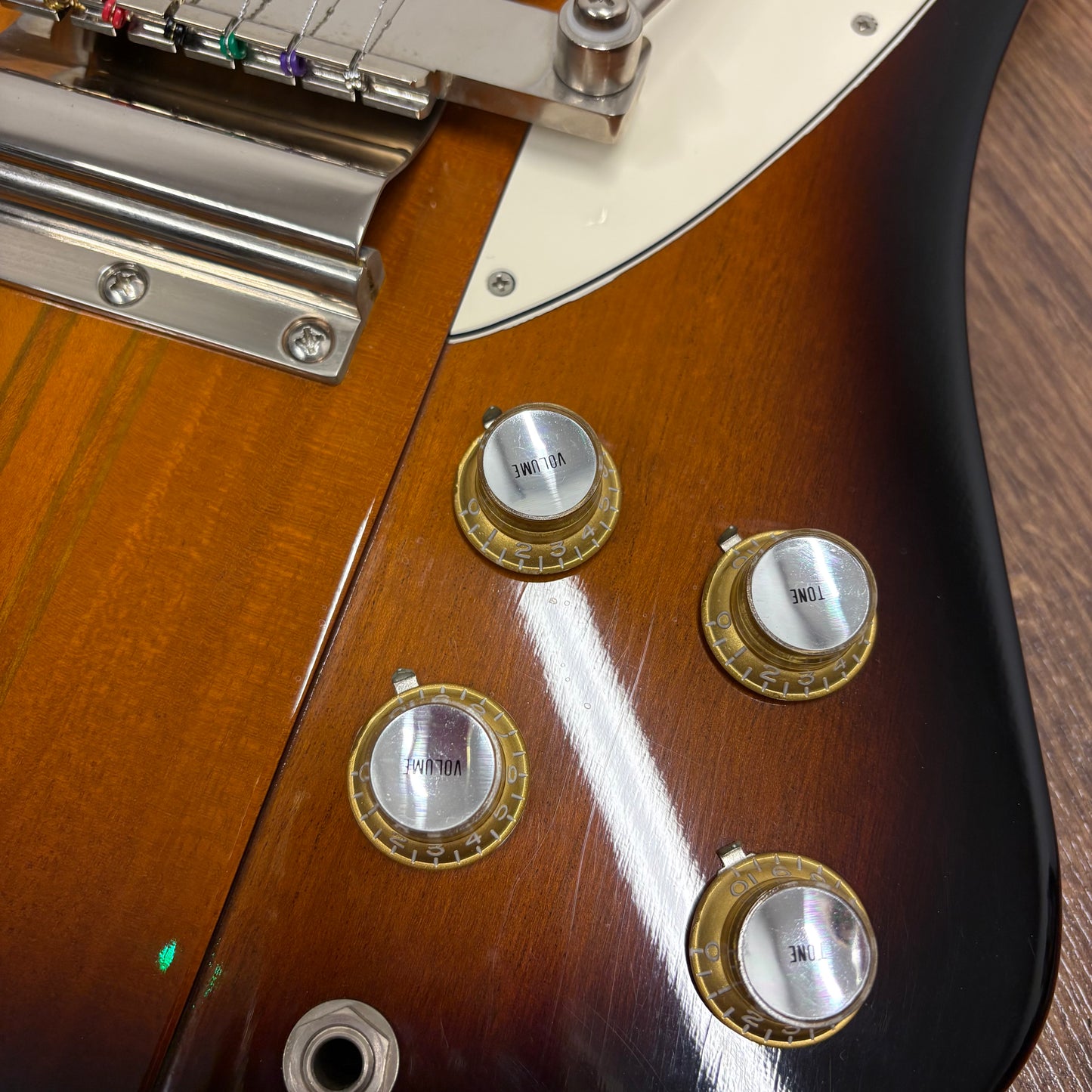Pre-Owned Gisbon Custom Shop ‘64 Reissue Firebird III - Vintage Sunburst - 2011