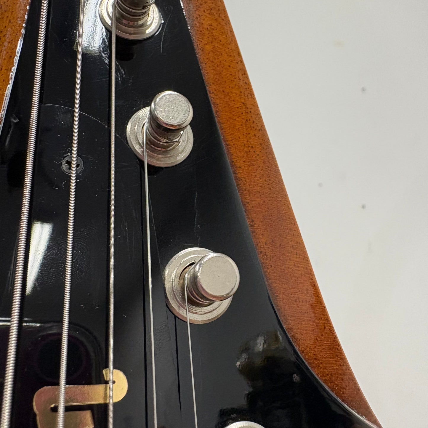 Pre-Owned Gisbon Custom Shop ‘64 Reissue Firebird III - Vintage Sunburst - 2011