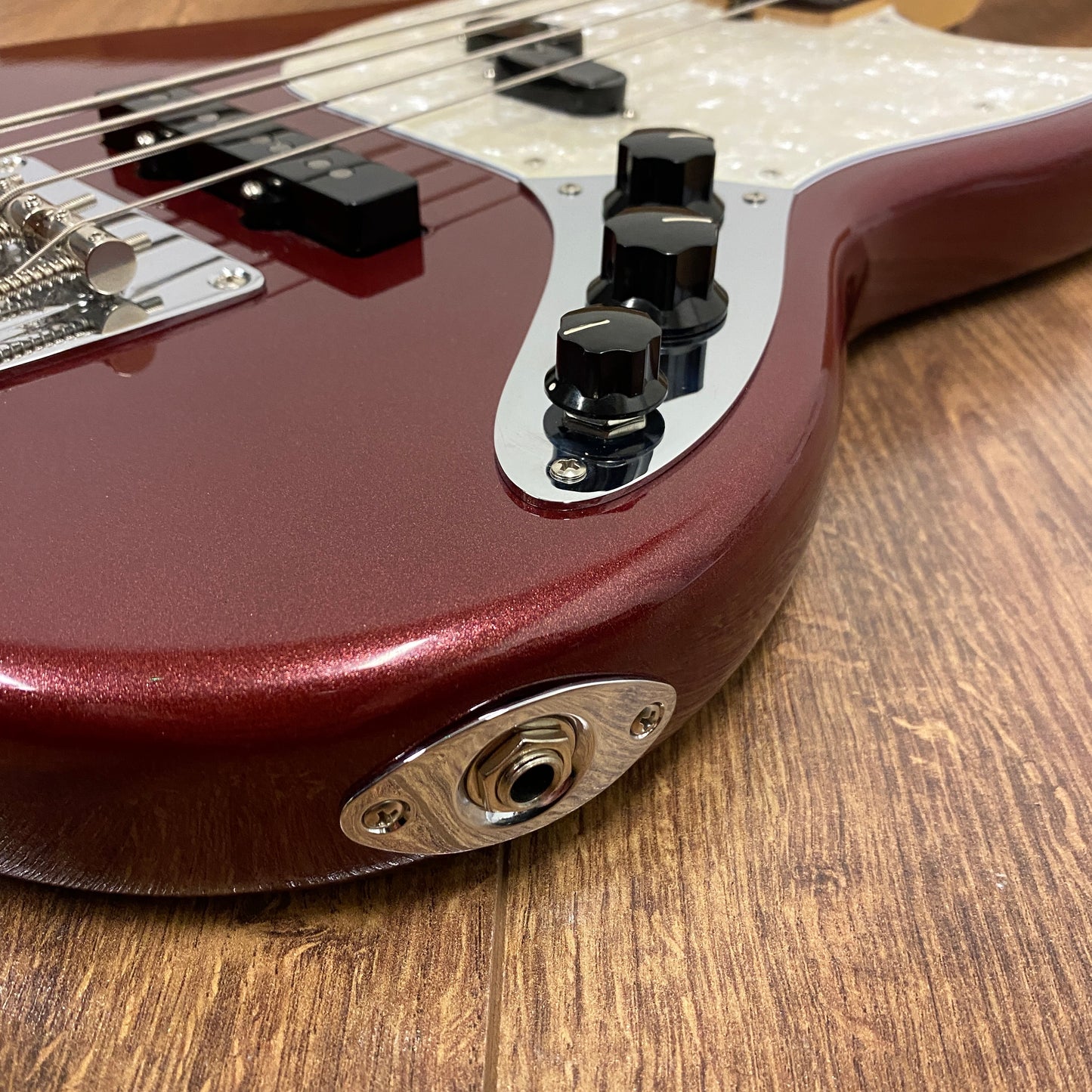Pre-Owned Fender American Performer Mustang Bass - Aubergine