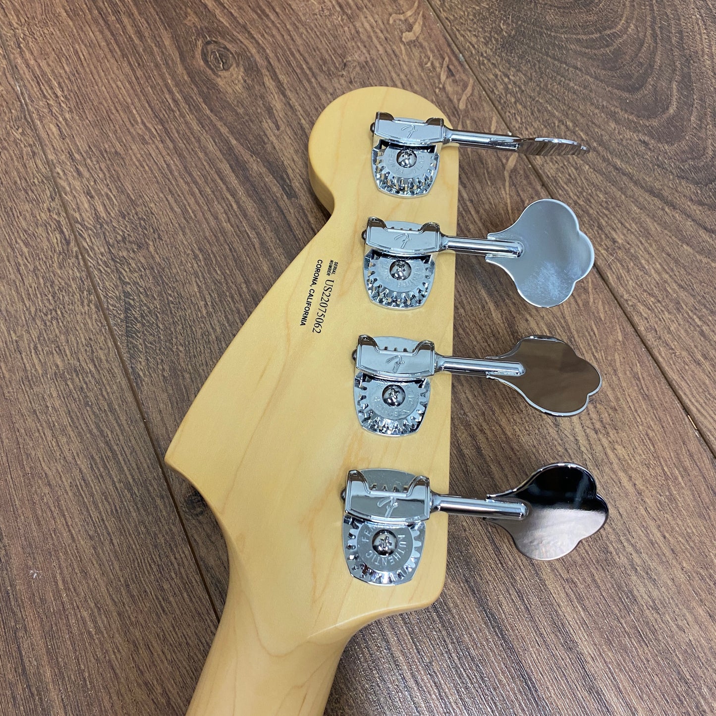 Pre-Owned Fender American Performer Mustang Bass - Aubergine