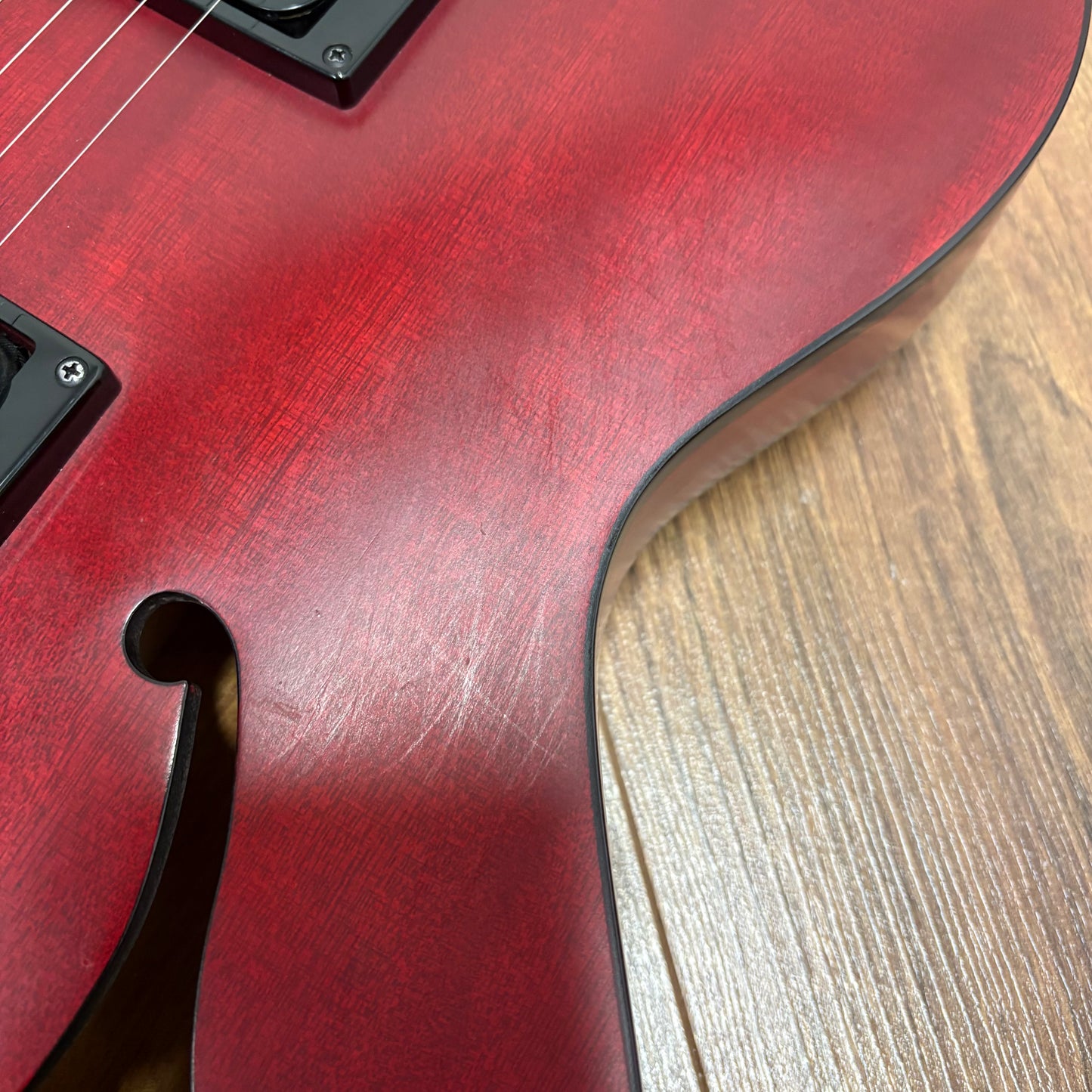 Pre-Owned Epiphone Dot Studio - Cherry