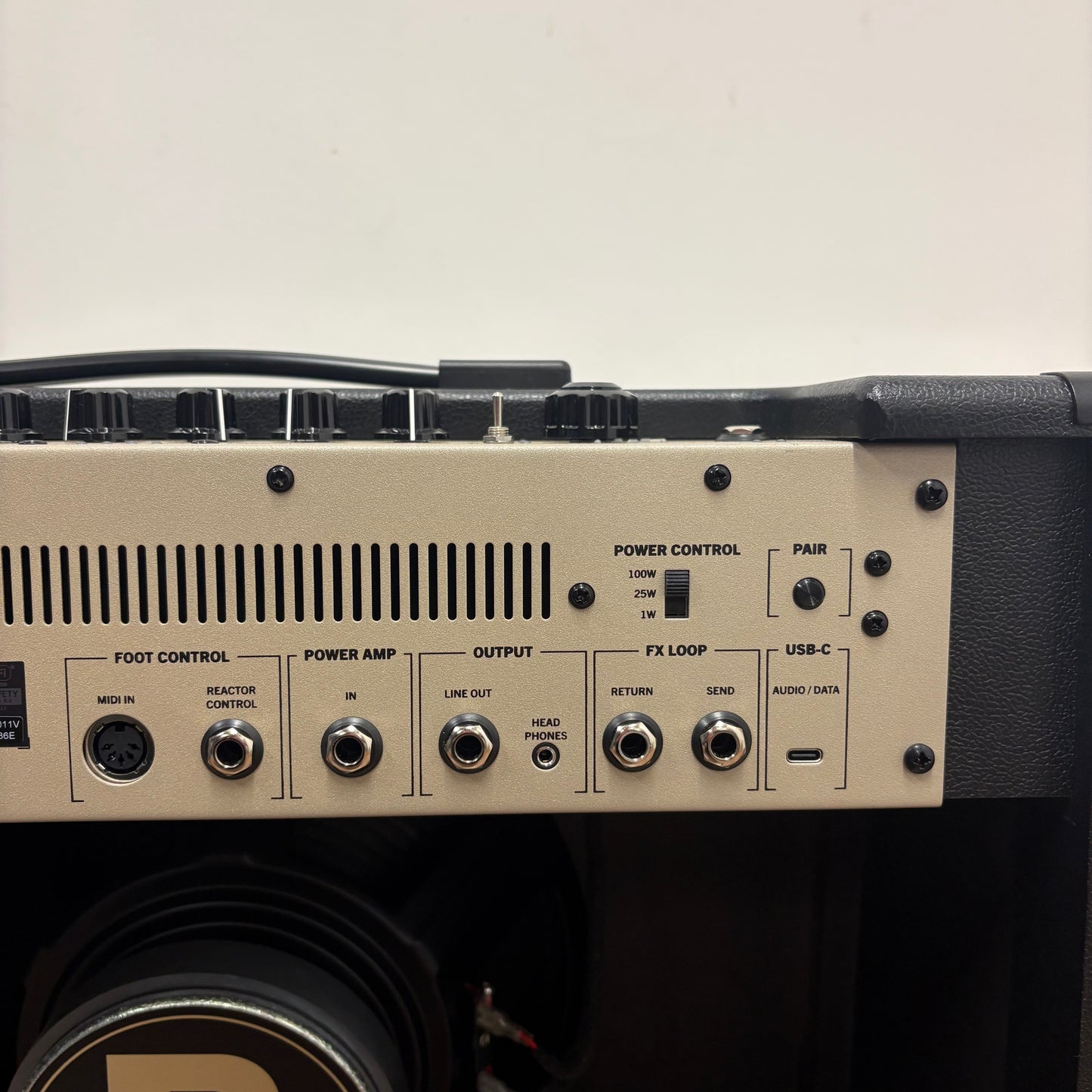 Pre-Owned Positive Grid Reactor 100 Amp w/ Control Bundle