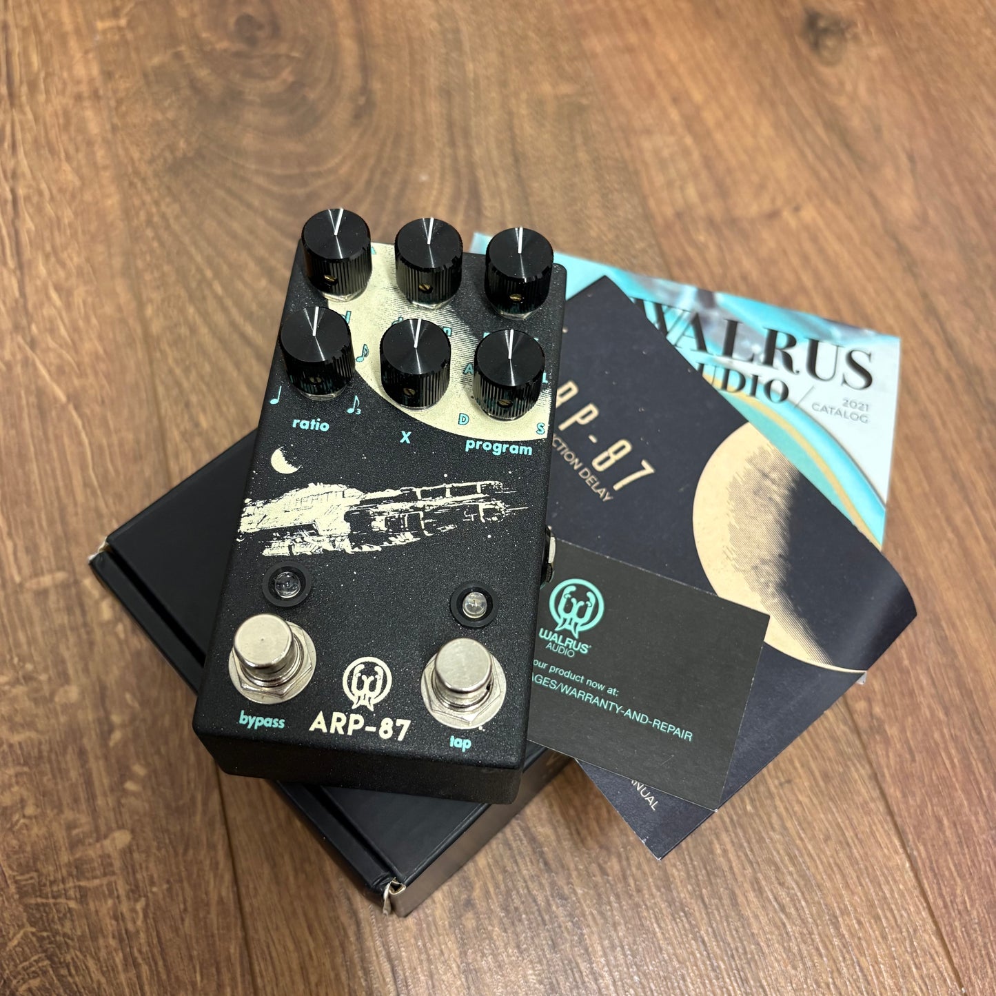 Pre-Owned Walrus Audio ARP-87 Multi-Function Delay Pedal
