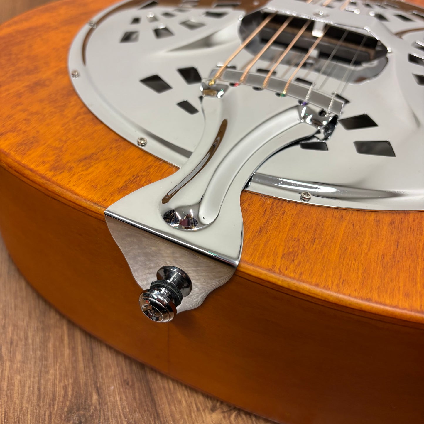 Pre-Owned Epiphone Dobro Hound Dog Round Neck - Vintage Brown