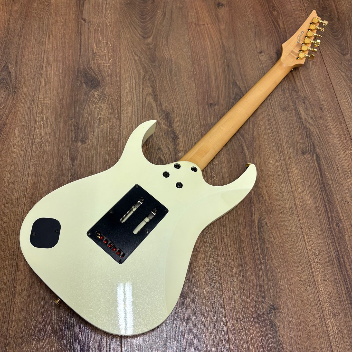 Pre-Owned Ibanez Prestige RG1550GX - White Metallic - 2003