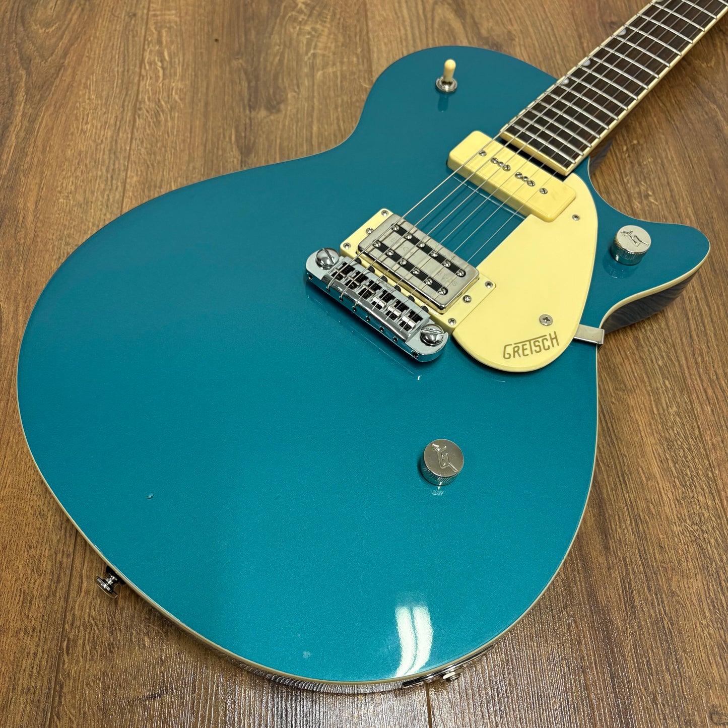 Pre-Owned Gretsch G2215-P90 Streamliner Junior Jet Club - Ocean Turquoise