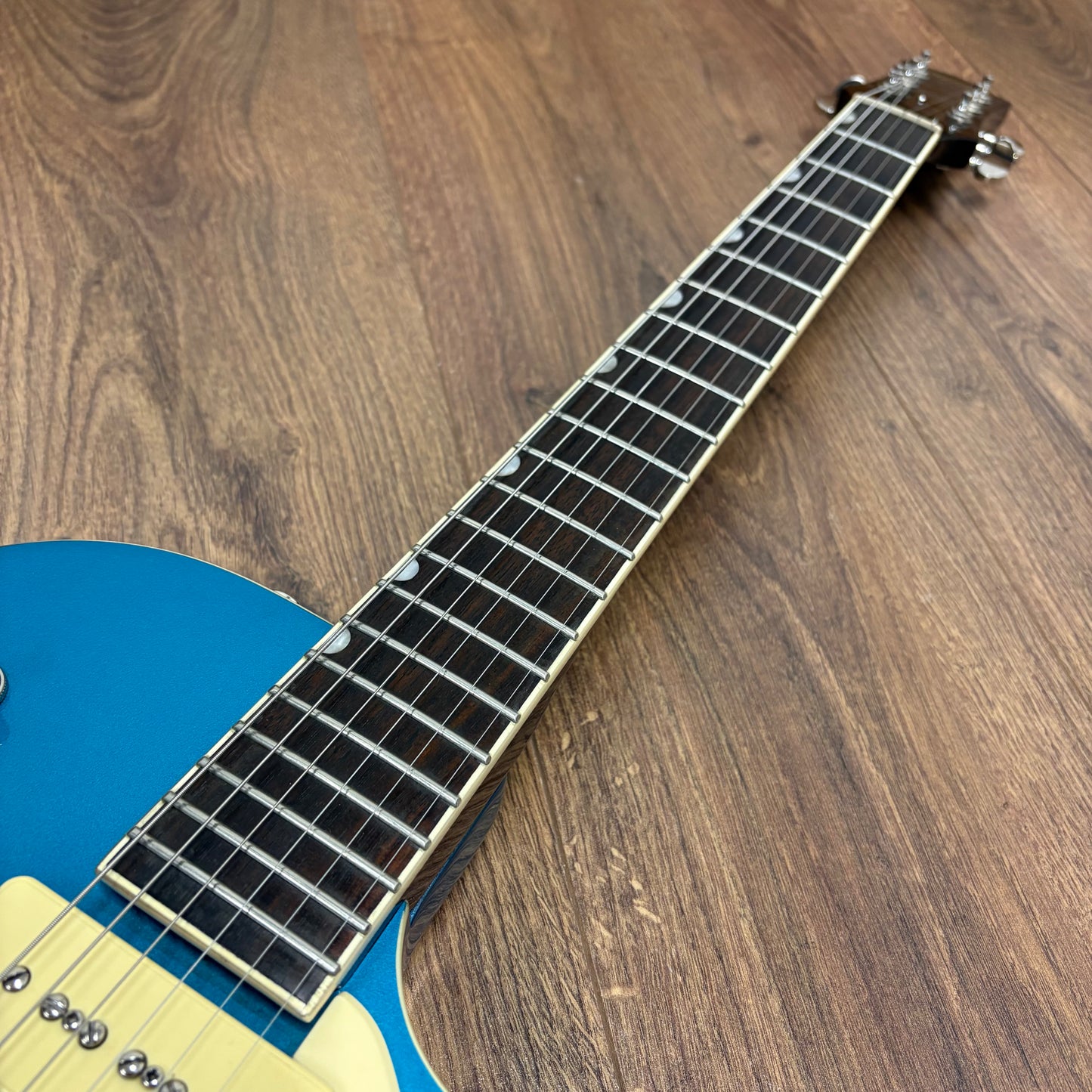 Pre-Owned Gretsch G2215-P90 Streamliner Junior Jet Club - Ocean Turquoise
