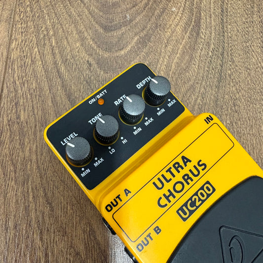 Pre-Owned Behringer UC200 Ultra Stereo Chorus Pedal