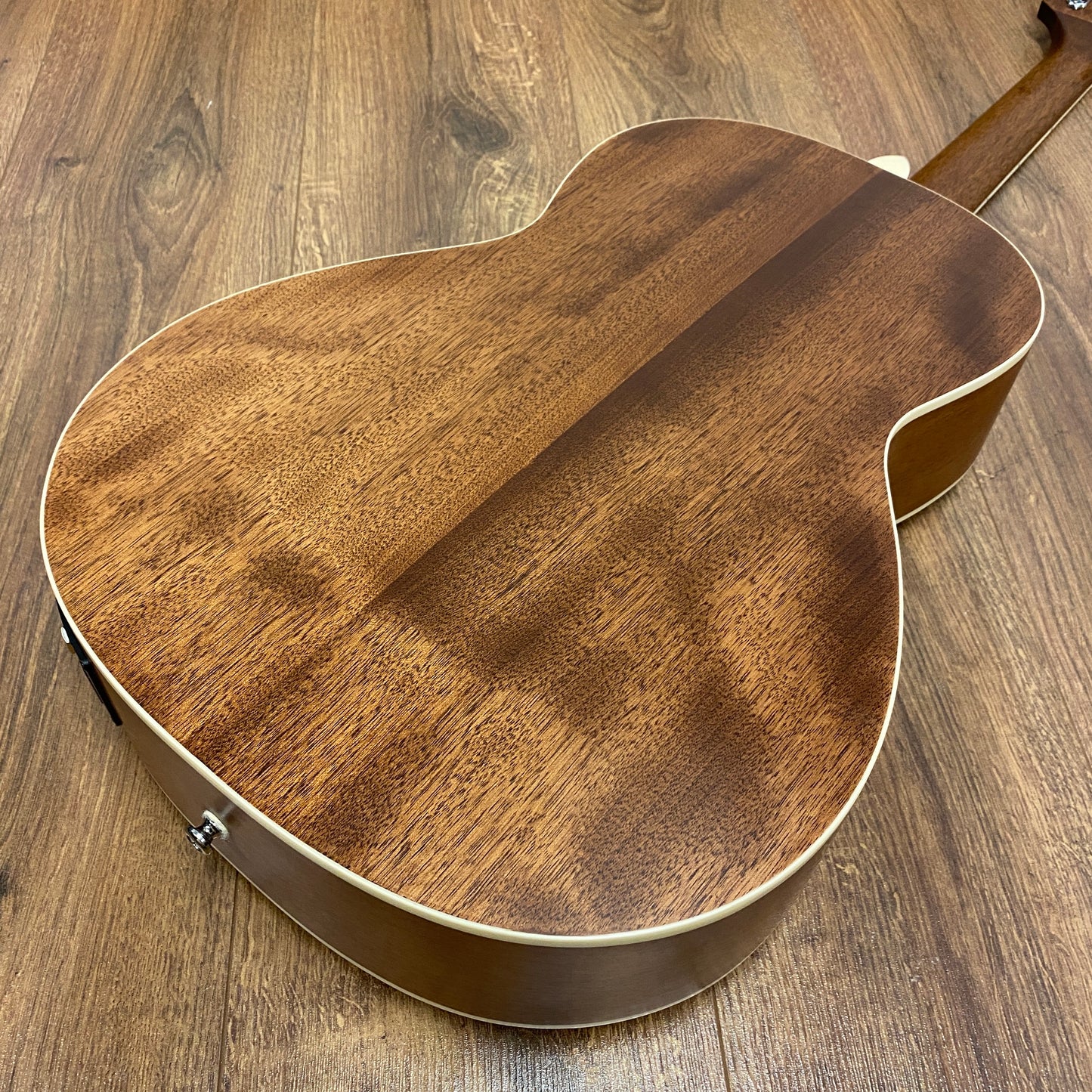 Pre-Owned PRS SE P20E Tonare Parlour Electro-Acoustic - Antique White