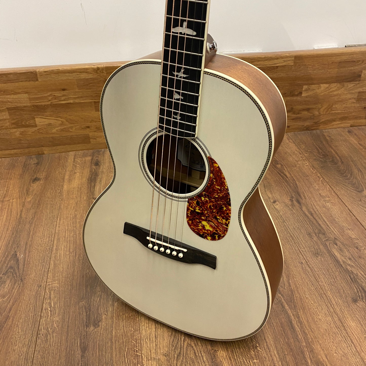 Pre-Owned PRS SE P20E Tonare Parlour Electro-Acoustic - Antique White