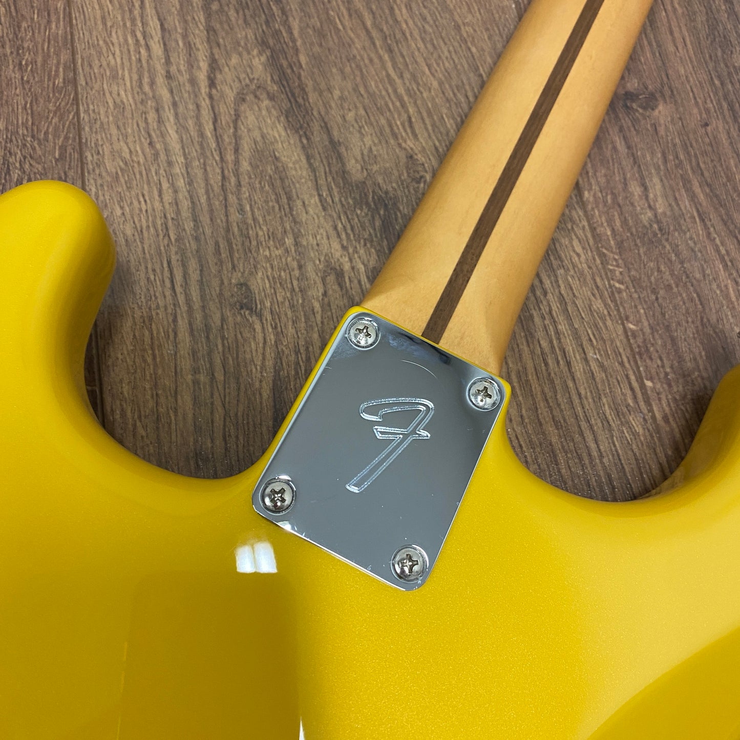 Pre-Owned Fender Player II Modified Stratocaster - Sunshine Yellow