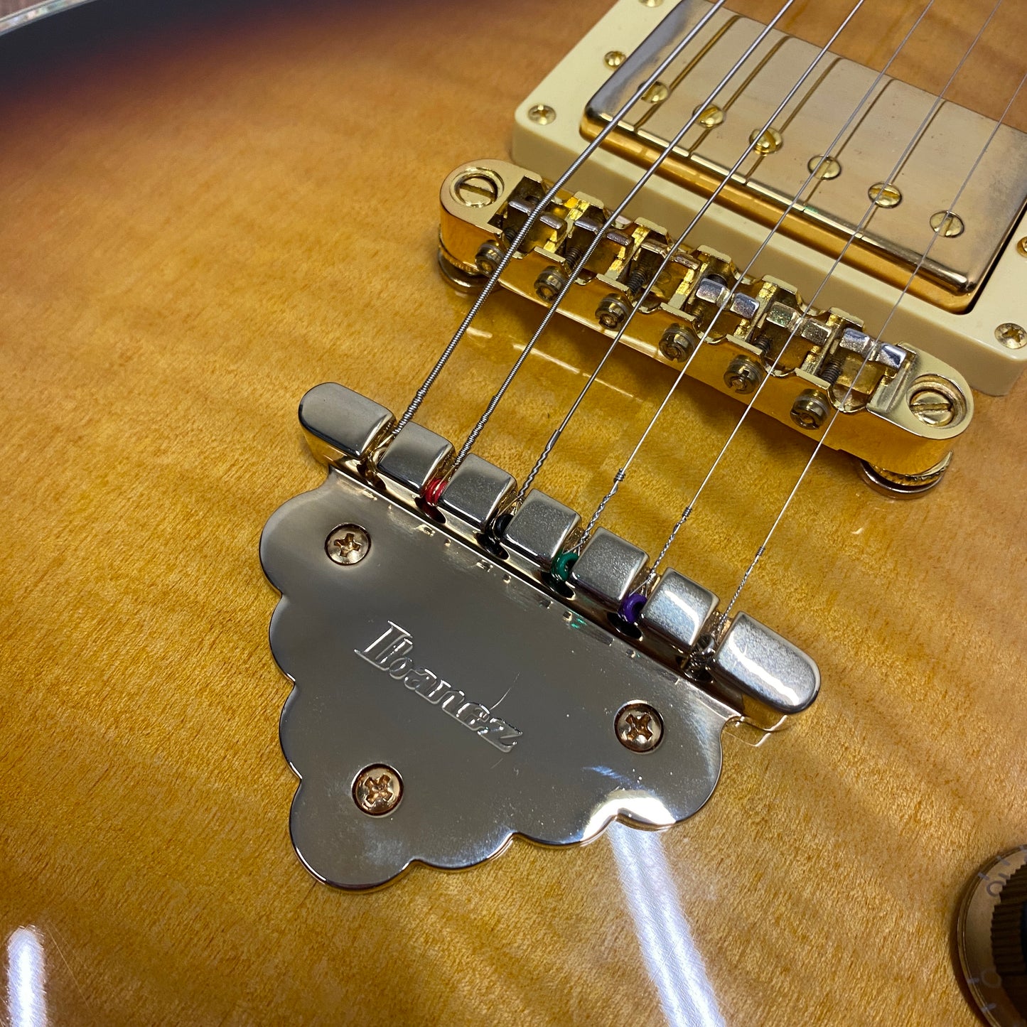 Pre-Owned Ibanez AR420 - Violin Sunburst