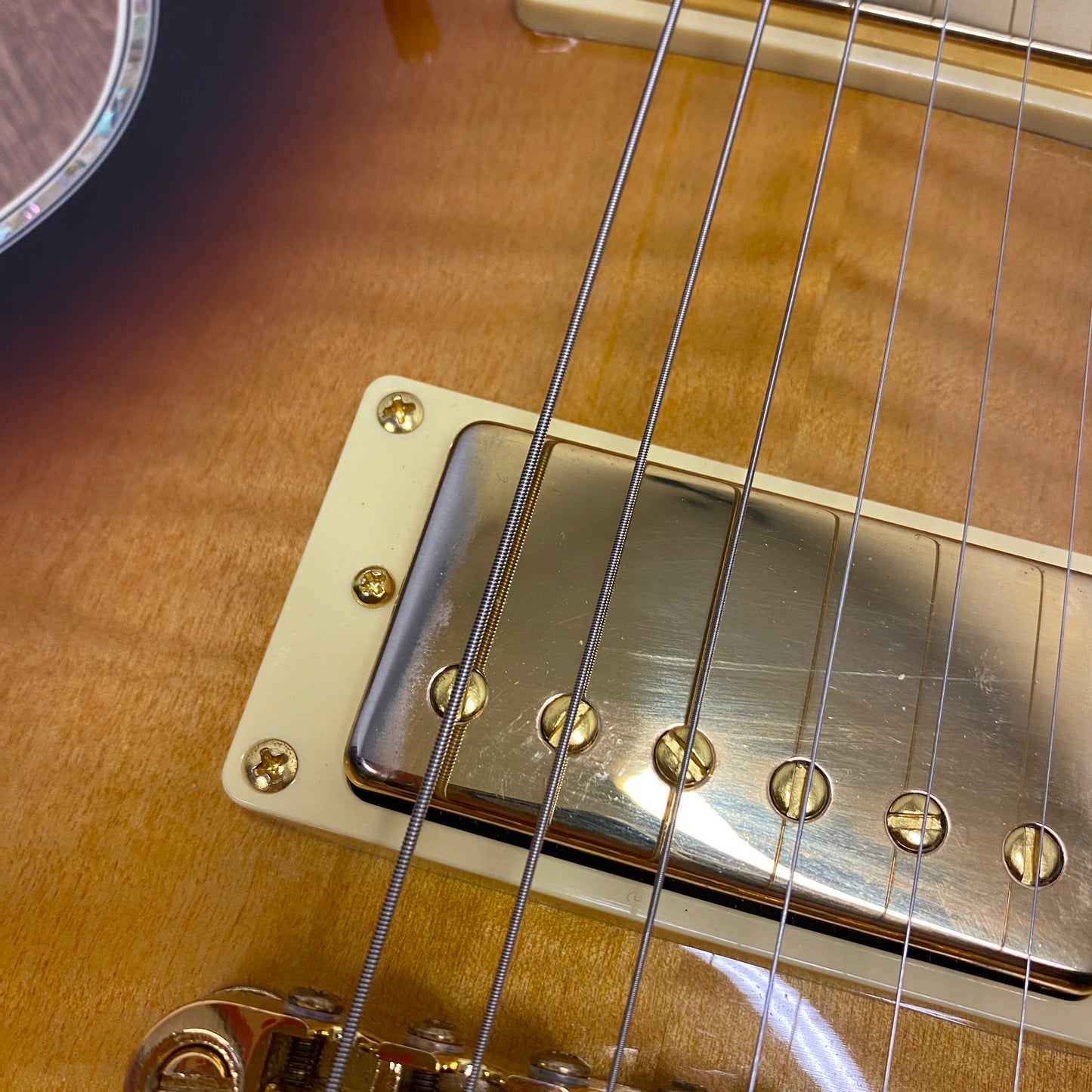 Pre-Owned Ibanez AR420 - Violin Sunburst