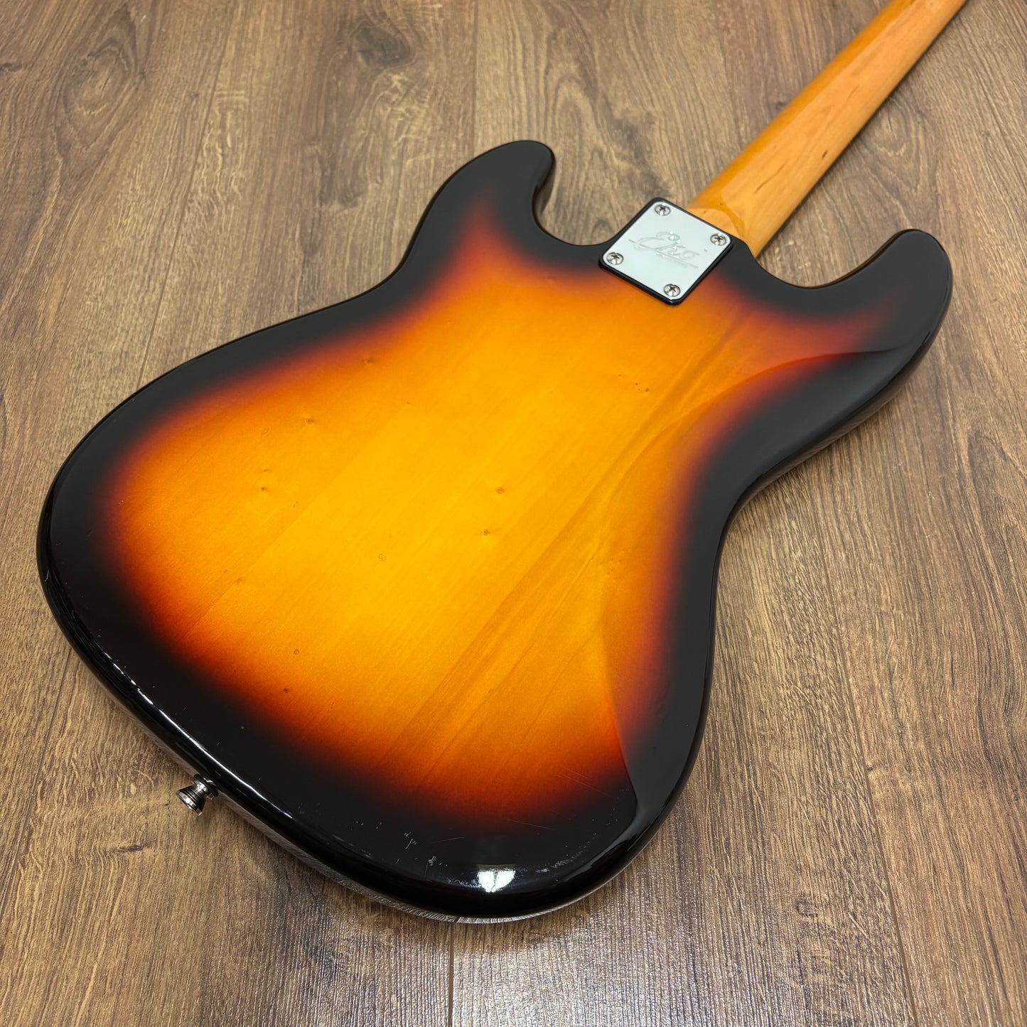 Pre-Owned Eko VPJ-280V Bass Guitar - Sunburst
