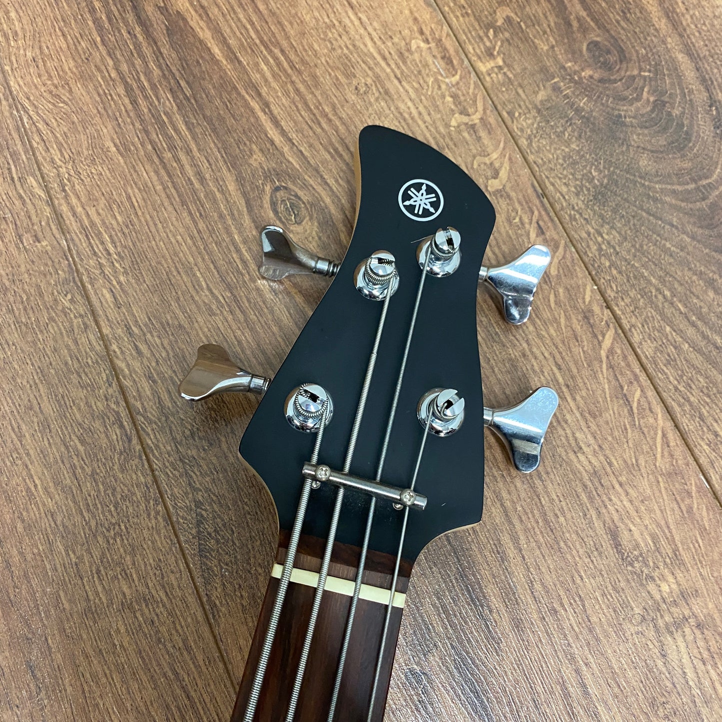 Pre-Owned Yamaha TRBX174 Bass - Metallic Red